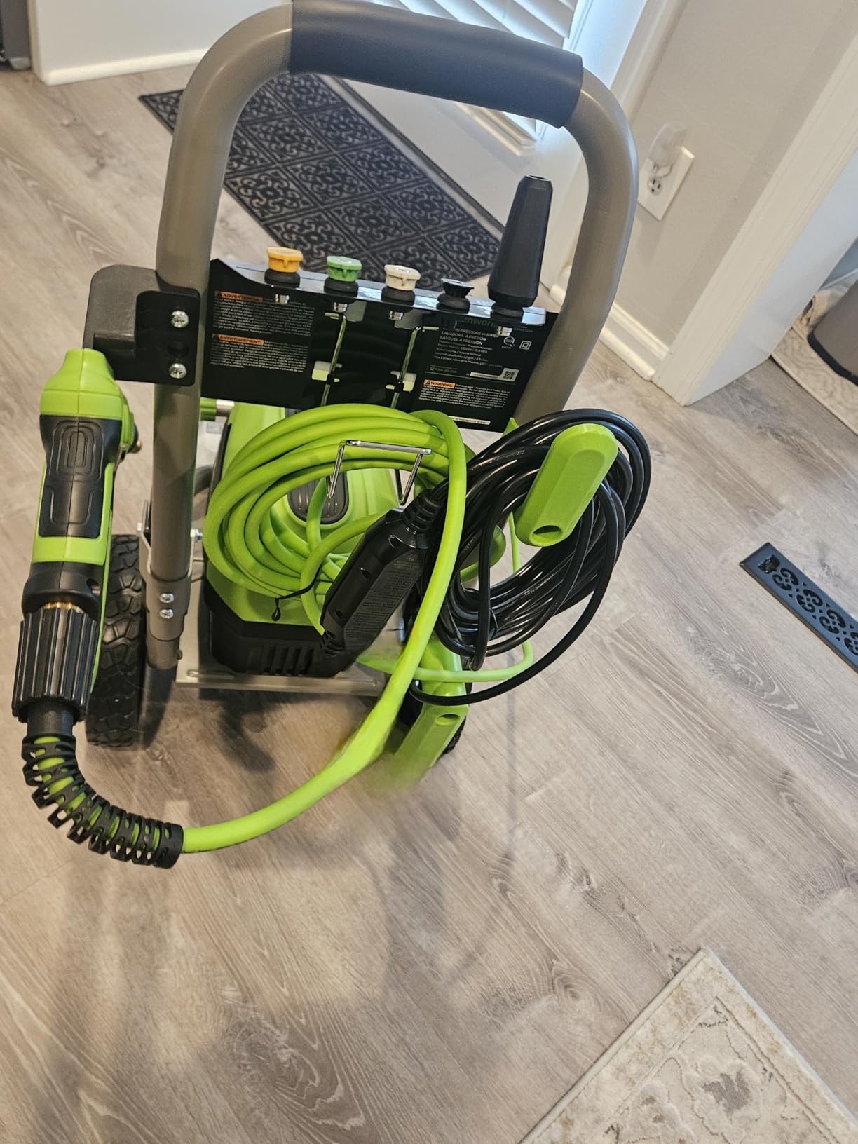 Greenworks Pro Brushless 2300 PSI (SGS Certified) 2.3 GPM Max / 1.2 GPM Electric Pressure Washer (Foldable Handles, Rugged Steel Frame, 25 FT Hose, 35 FT GFCI Power Cord) - Customer Photo 2