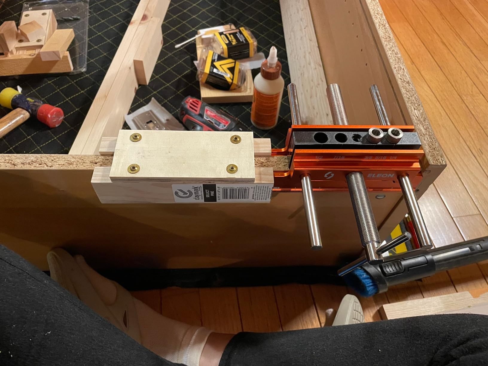 Eleon - Self Centering Dowel Jig with Elongated Jaws and Extra Wide Clamp - Precision Woodworking Made Effortless - Lasting Craftsmanship - Durable Aluminum Alloy Dowel Drill Guide (Blue) Customer Review Eleon - Self Centering Dowel Jig with Elongated Jaws and Extra Wide Clamp - Precision Woodworking Made Effortless - Lasting Craftsmanship - Durable Aluminum Alloy Dowel Drill Guide (Blue) - Customer Photo 1