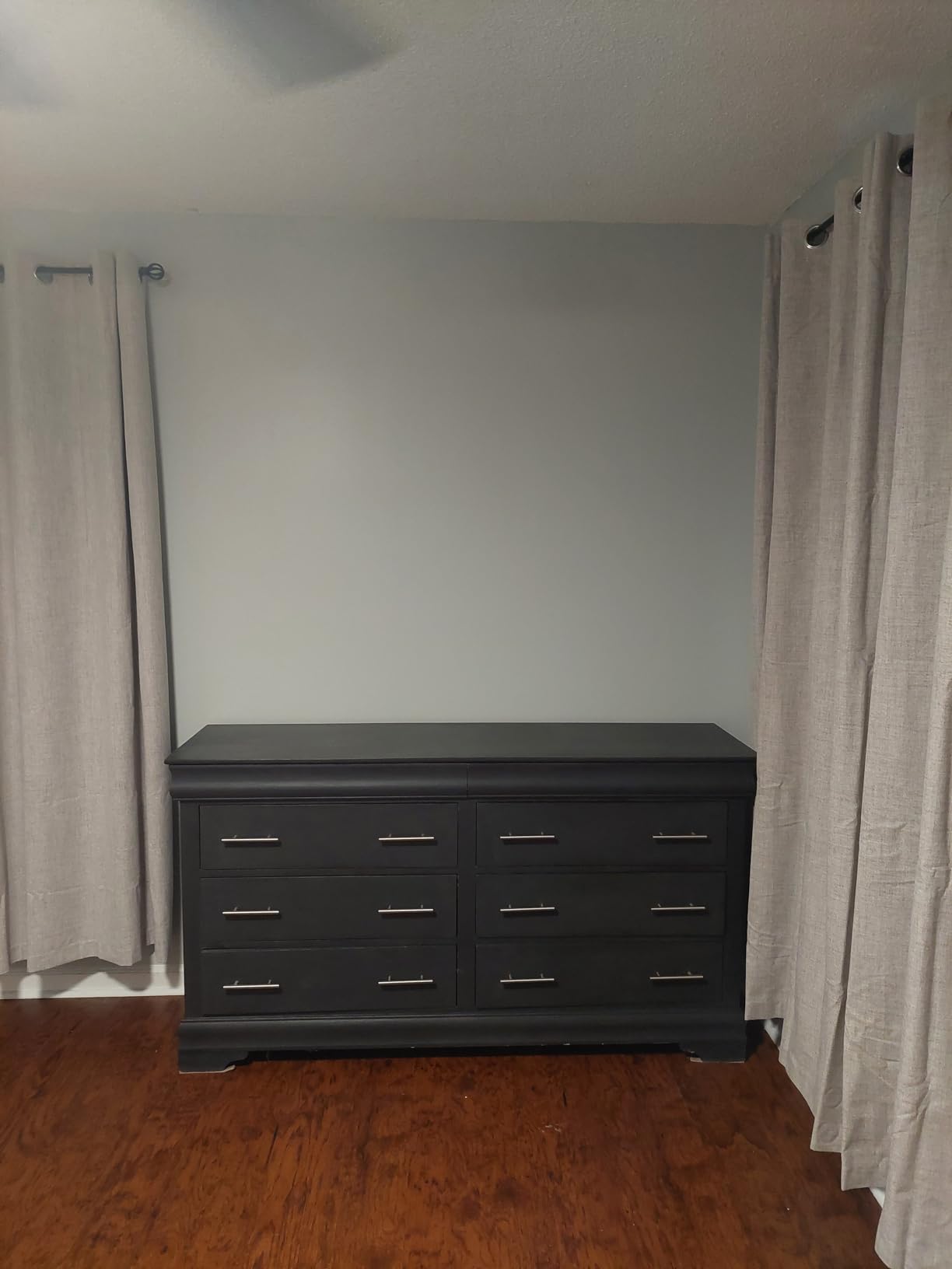 Magnolia Home by Joanna Gaines Classic Interior Wall, Ceiling, Trim Paint and Primer, Eggshell Finish, 1 Gallon - BLANCHED - Customer Photo 1