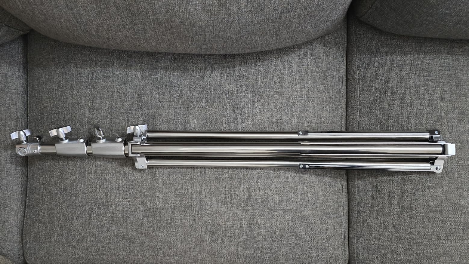 K&F CONCEPT 9.2ft/2.8m Stainless Steel Light Stand, Spring Cushioned Heavy Duty Photography Tripod Stand with 1/4 K&F CONCEPT 9.2ft/2.8m Stainless Steel Light Stand, Spring Cushioned Heavy Duty Photography Tripod Stand with 1/4