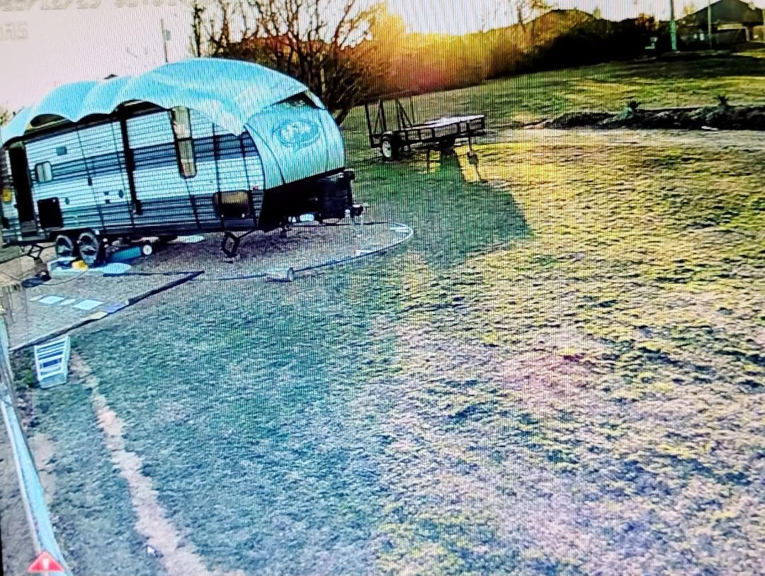 Hiseeu Wireless Pro WiFi Security Camera System, 16CH 4K NVR Kit, Plug-in Powered 12Pcs 5MP CCTV Home Security Camera System for Indoor/Outdoor, Night Vision, Waterproof, Motion Detection, 3TB HDD - Customer Photo 1