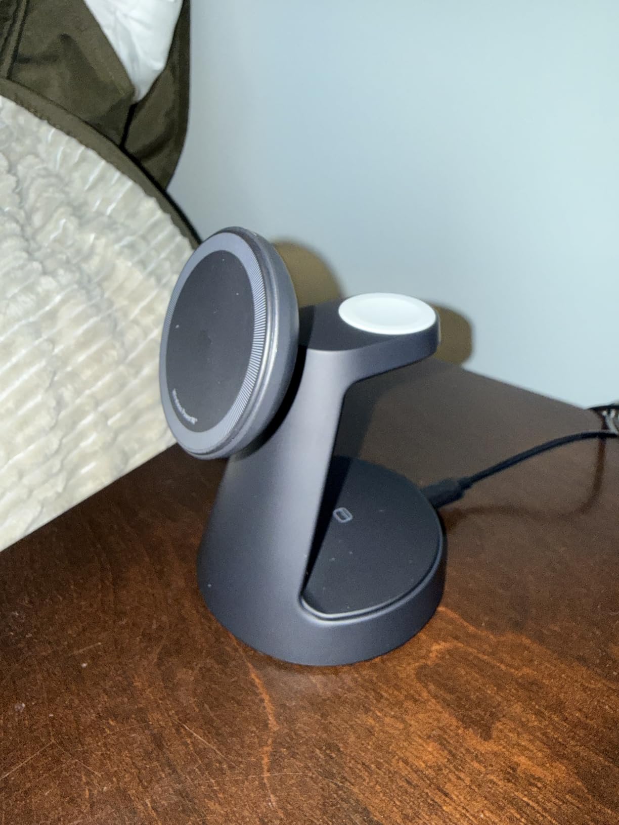 Anker MagSafe Charger Compatible, MagGo 3-in-1 Charging Station, Nano Charging Stand, Qi2 Certified 15W Magnetic Wireless Charger Dock, for iPhone17/16/15/14, Apple Watch,AirPods (Adapter Included) - Customer Photo 1