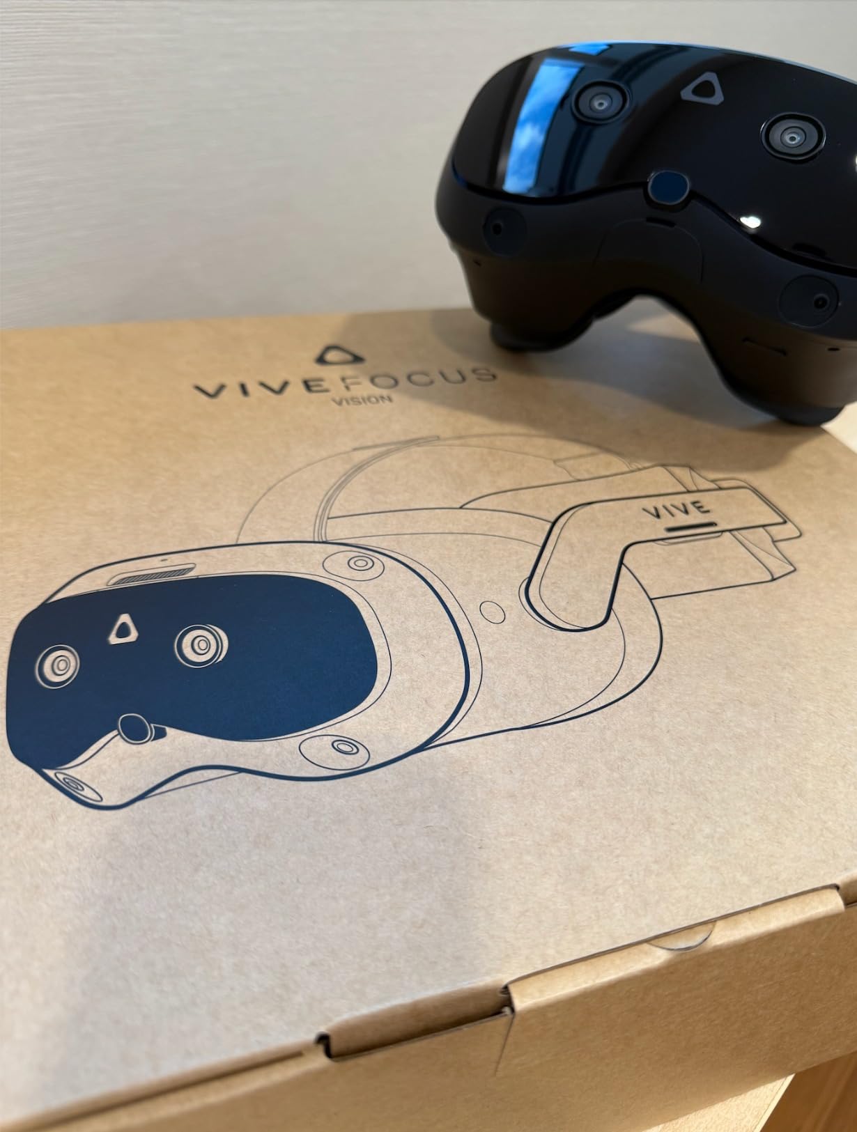 HTC Vive Focus Vision — Mixed Reality and PC VR Headset + Controllers — Consumer Edition - Customer Photo 1