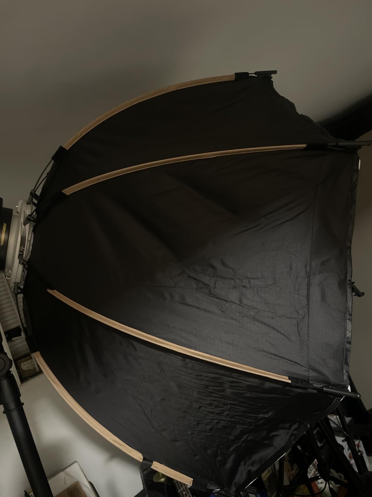 SmallRig LA-O65 Octagonal Softbox, 65cm/25.6in Quick Release Softbox with Carrying Bag, for Bowens Mount COB Lights for SmallRig for Neewer for Aputure for Godox Customer Review SmallRig LA-O65 Octagonal Softbox, 65cm/25.6in Quick Release Softbox with Carrying Bag, for Bowens Mount COB Lights for SmallRig for Neewer for Aputure for Godox - Customer Photo 1
