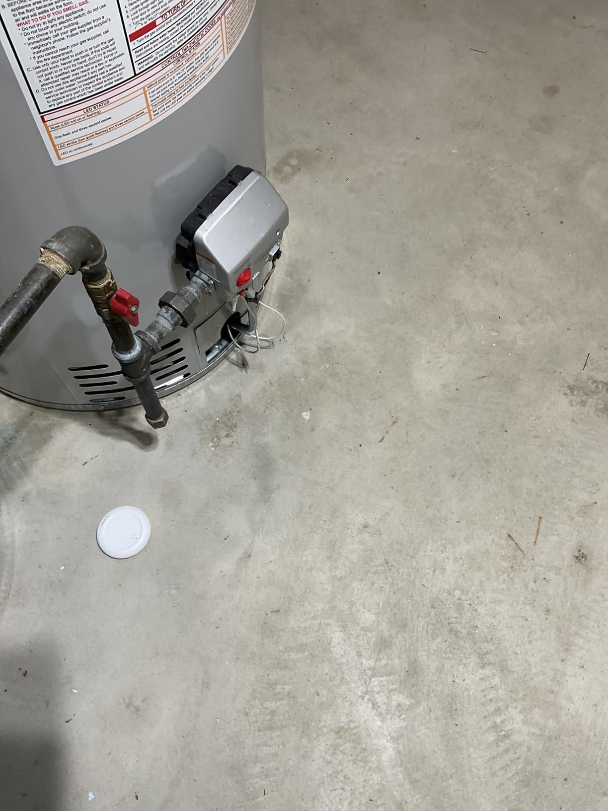 X-Sense Wi-Fi Water Leak Detector Kit, Smart Water Sensor Alarm with App Alerts and Ultra-Slim Design, Water Alarm Leak Detector for Basements, 4 Water Sensors and 1 Base Station, Model SWS0A41 customer photo 1