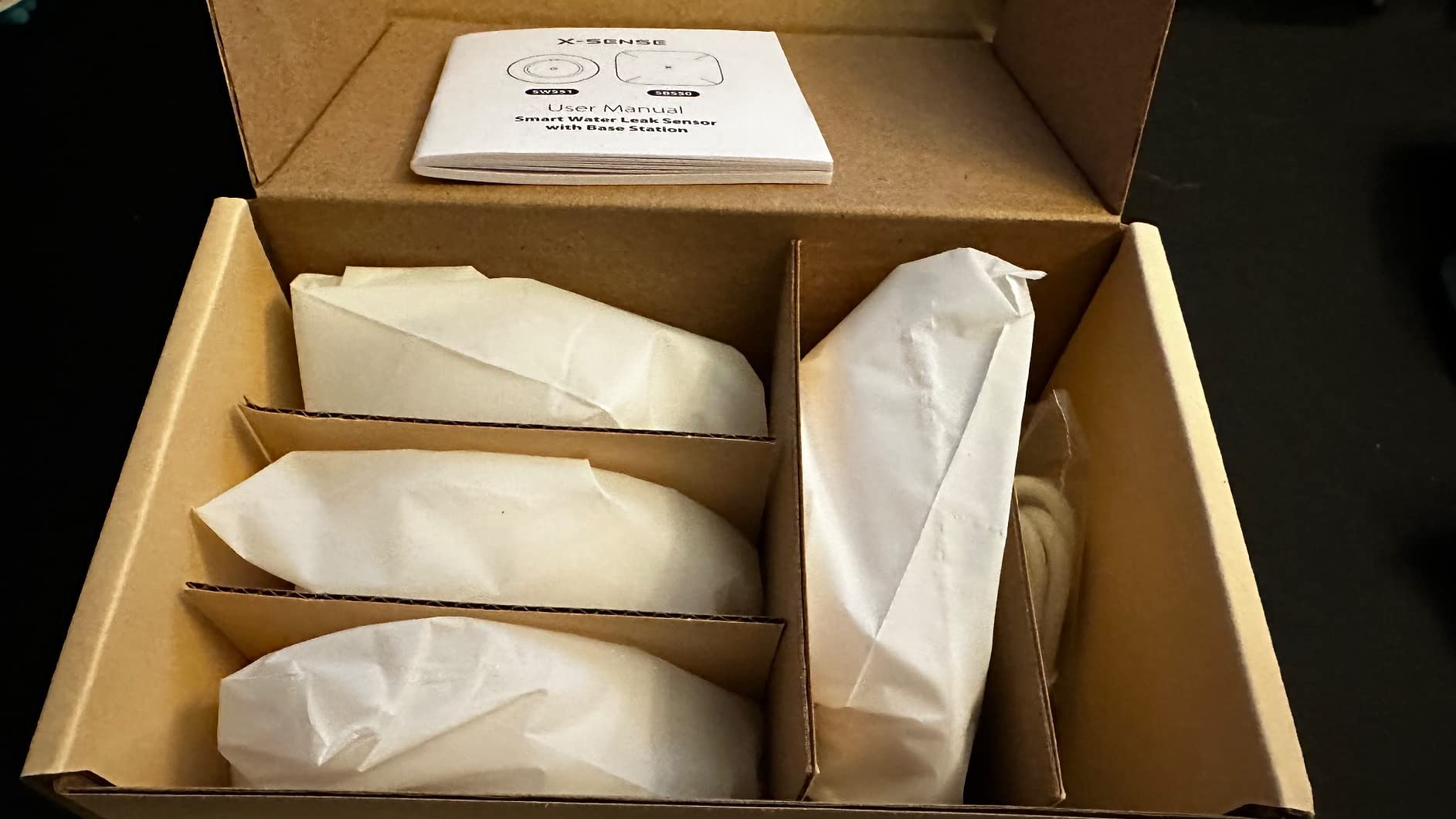 X-Sense Wi-Fi Water Leak Detector Kit, Smart Water Sensor Alarm with App Alerts and Ultra-Slim Design, Water Alarm Leak Detector for Basements, 4 Water Sensors and 1 Base Station, Model SWS0A41 customer photo 2