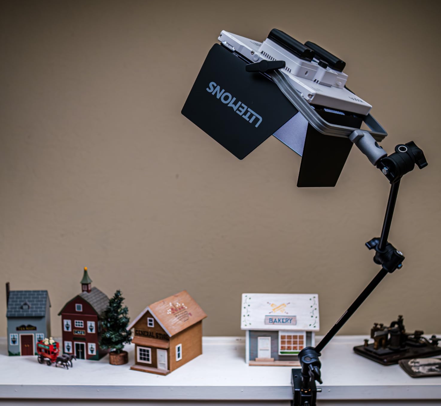 Godox LP600Bi Led Video Light Panel Light with Barndoor, 2-Pack Bi-Color 2800K~6500K 65W Soft Lights with Light Stand, APP Control CRI96+ 9020Lux LED Customer Review Godox LP600Bi Led Video Light Panel Light with Barndoor, 2-Pack Bi-Color 2800K~6500K 65W Soft Lights with Light Stand, APP Control CRI96+ 9020Lux LED - Customer Photo 1