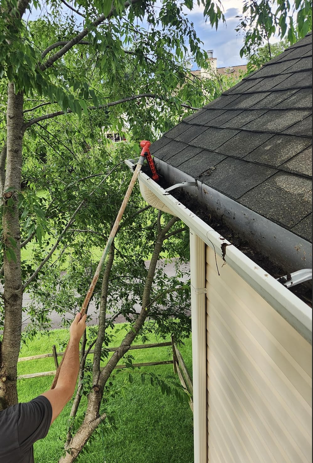 Multi-Angle Gutter Cleaning Tools from the Ground - Gutter Cleaner tool attachment for Threaded Poles - Gutter Scoop & Brush for rain gutter cleaning and leaf removal from Gutter Guard Customer Review Multi-Angle Gutter Cleaning Tools from the Ground - Gutter Cleaner tool attachment for Threaded Poles - Gutter Scoop & Brush for rain gutter cleaning and leaf removal from Gutter Guard - Customer Photo 2