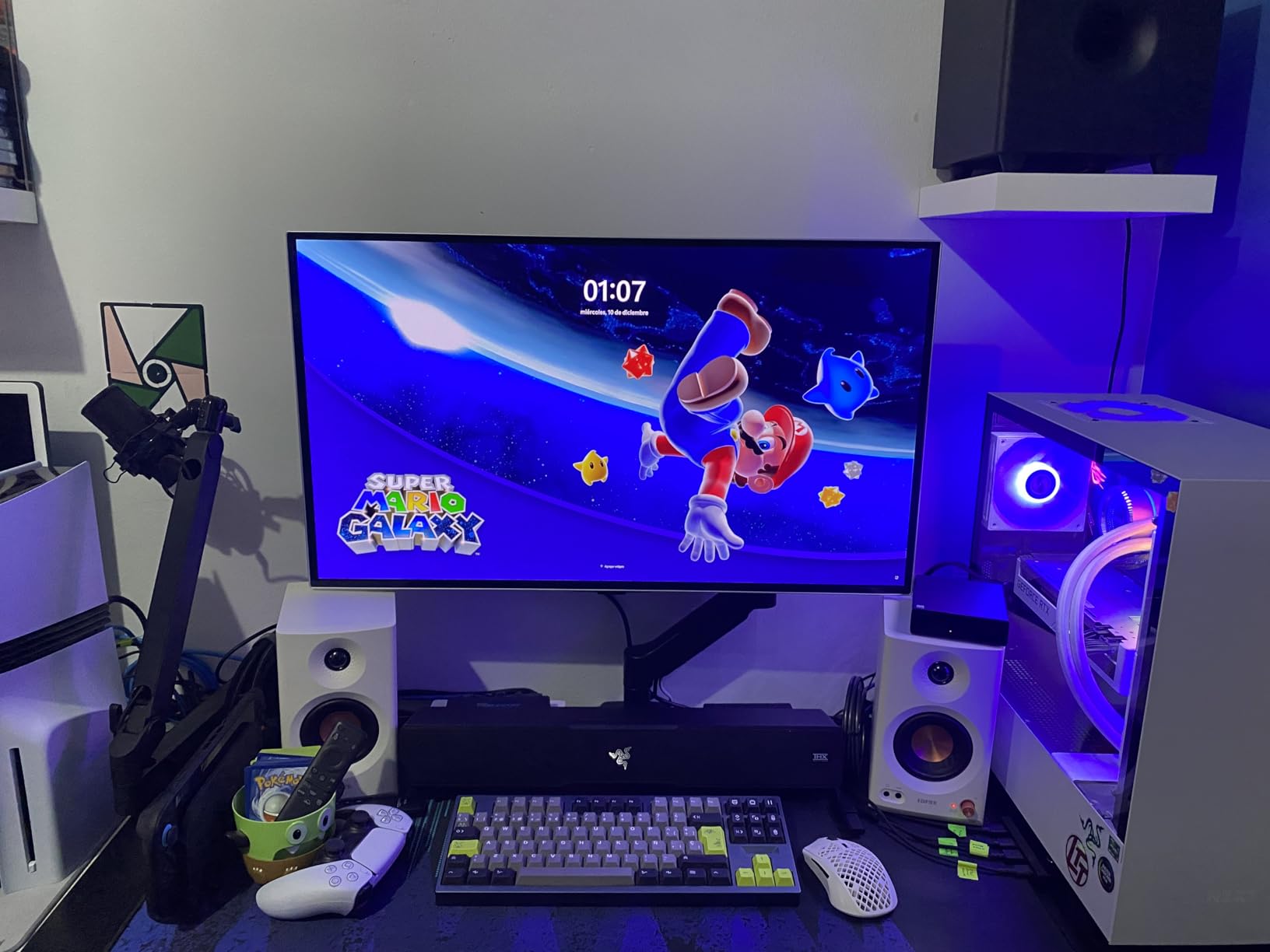 Edifier MR3 Powered Studio Monitor Speakers, Hi-Res Audio Certified Bluetooth V5.4 Active Bookshelf Loudspeakers, 2.0 Computer Speaker with Headphone Output RCA AUX Balanced TRS Input - Black (Pair) customer photo 1