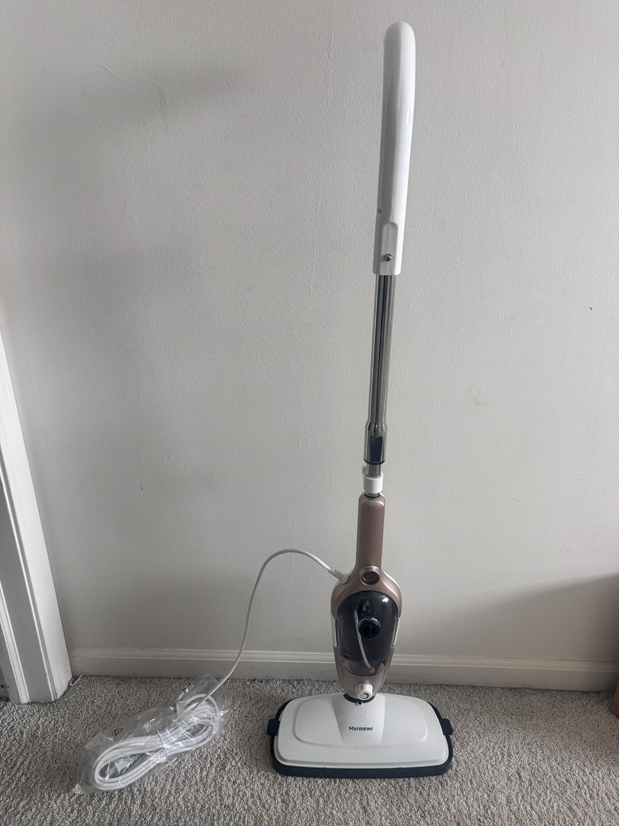 Steam Mop - All-in-one Powerful Handheld Steam Cleaner Detachable Floor Steamer with 11 Accessories, MultiPurpose Steamer for Hardwood Floors, Clothes,Windows,Tiles,Carpet, Whole Home Use,Grey - Customer Photo 1