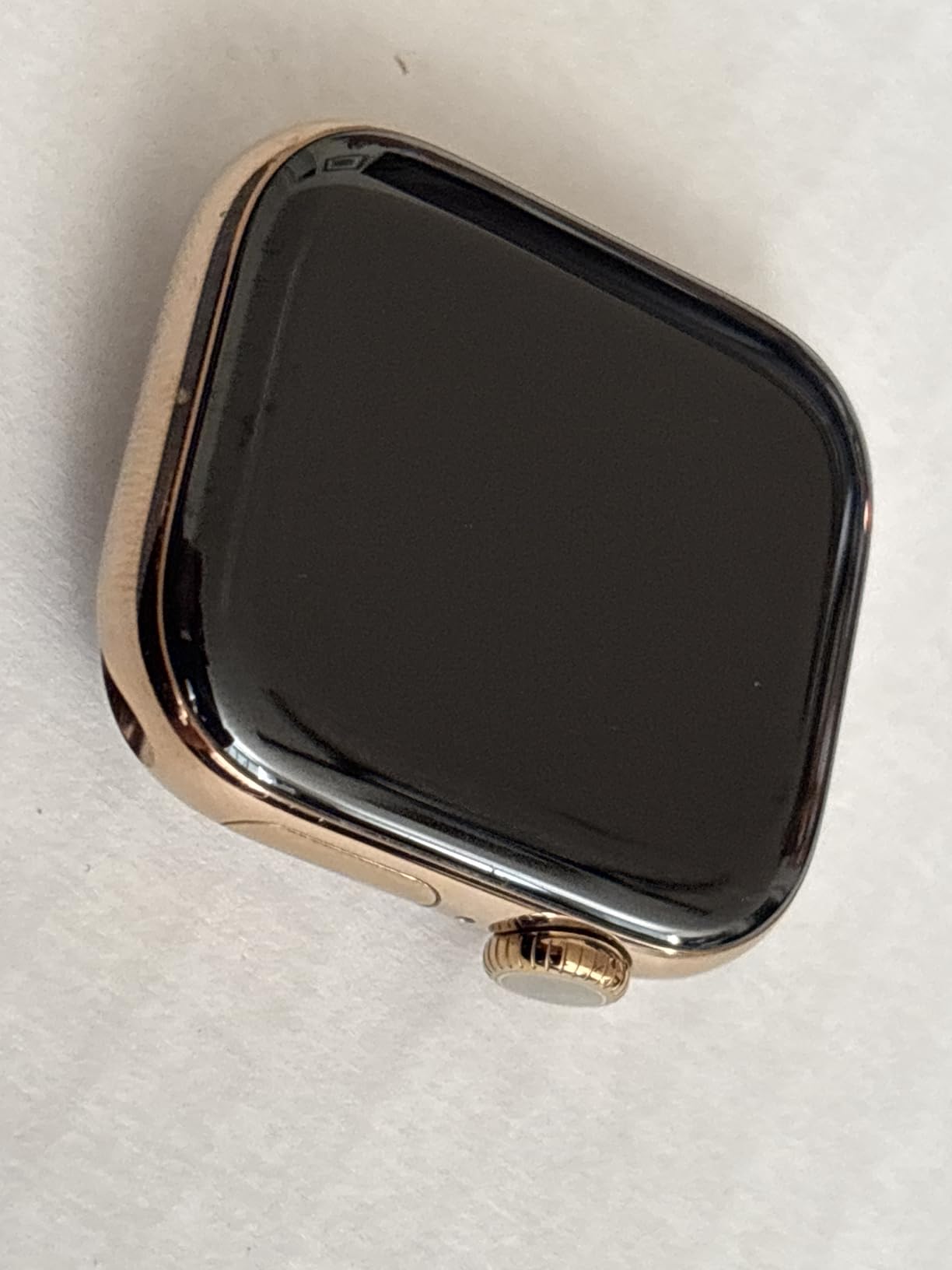 Apple Watch Series 10 [GPS, 42mm] - Rose Gold Aluminum Case with Light Blush Sport Band, S/M (Renewed) - Customer Photo 2