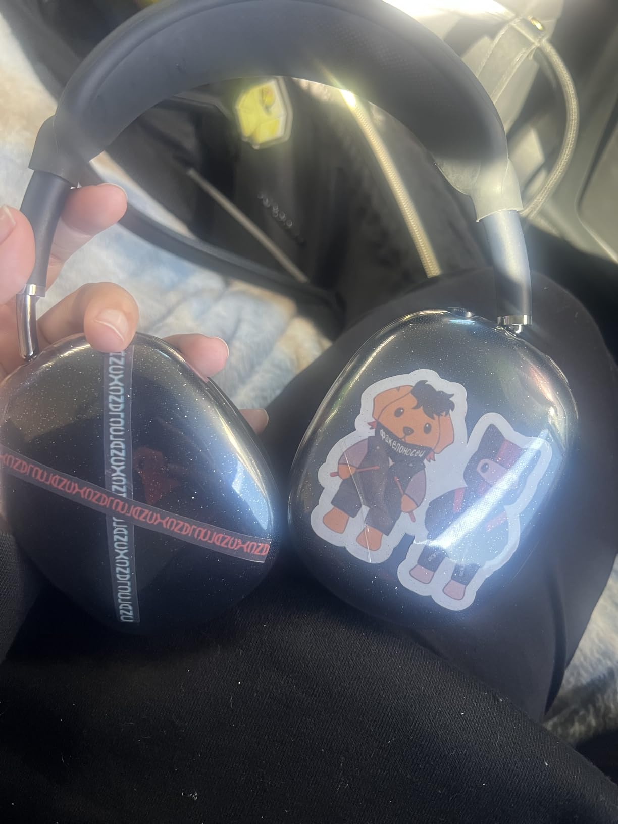 Apple AirPods Max - Starlight (Renewed) - Customer Photo 1