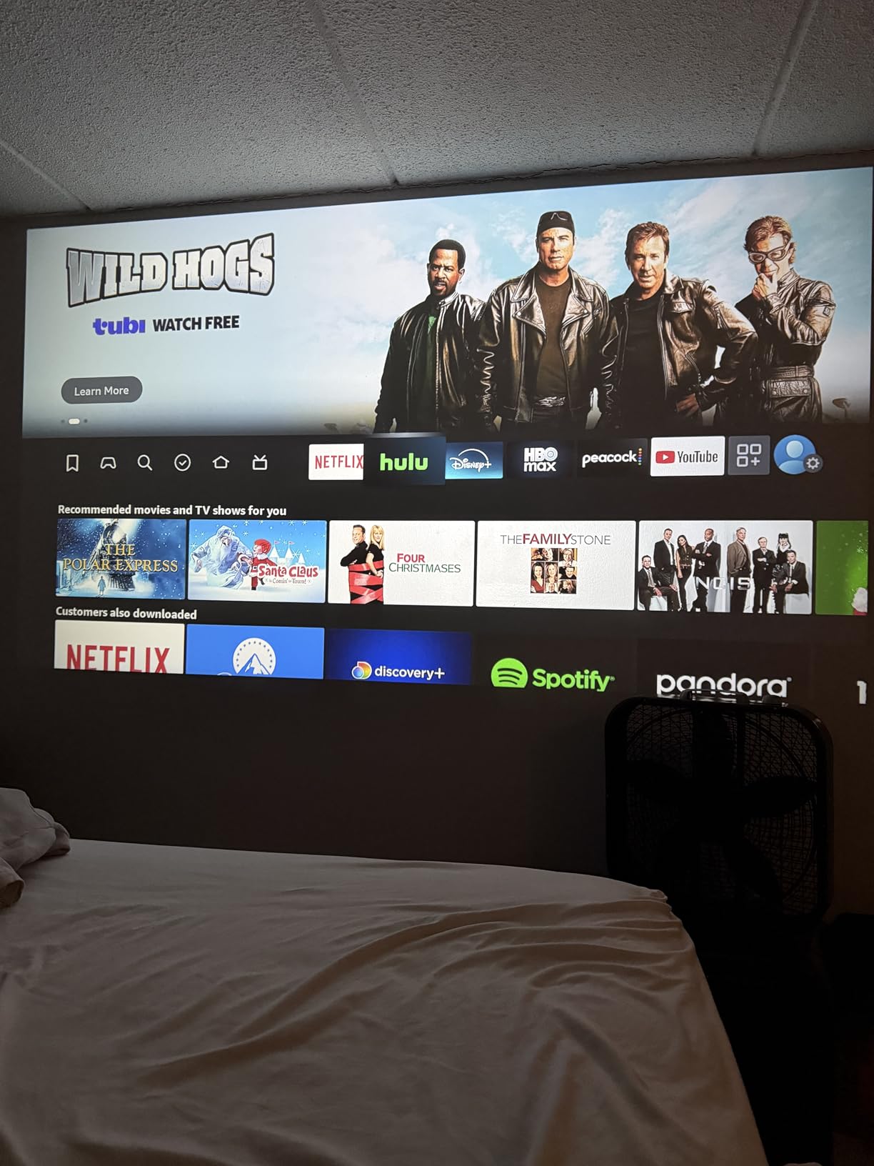 Official Licensed Google TV Smart Projector, HAPPRUN 4K UHD Home Theater with Dolby Sound, Wi-Fi & Bluetooth, Built-in Streaming Apps - Customer Photo 2