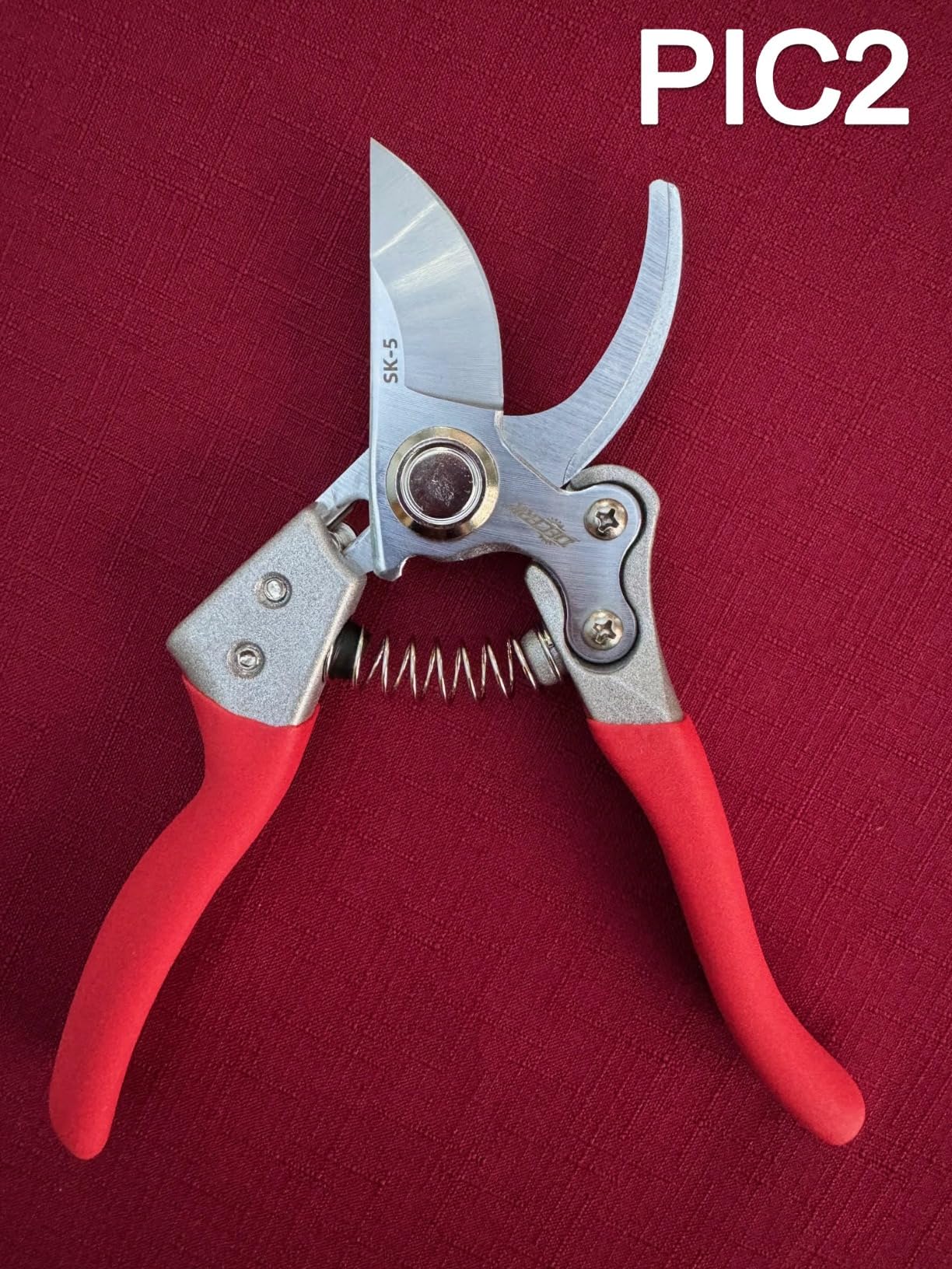 DECERK 8.5