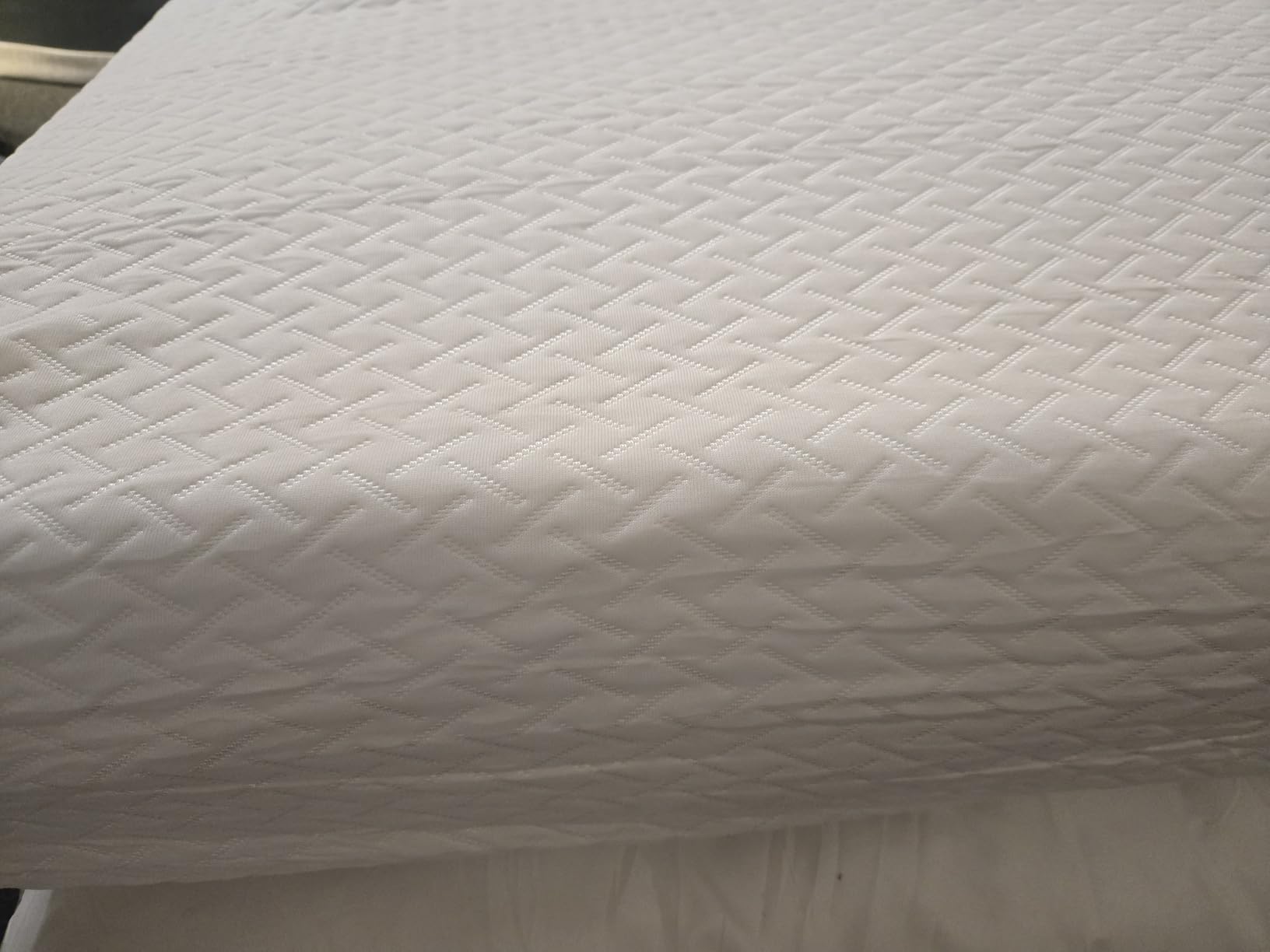 EGOHOME Full Size Memory Foam Mattress, 8 Inch Bed Mattress in A Box with Cooling Green Tea Gel, Pressure Relief with Medium Firm Support, CertiPUR-US Certified, 75''L x 54''W, 37.3 pounds White - Customer Photo 2