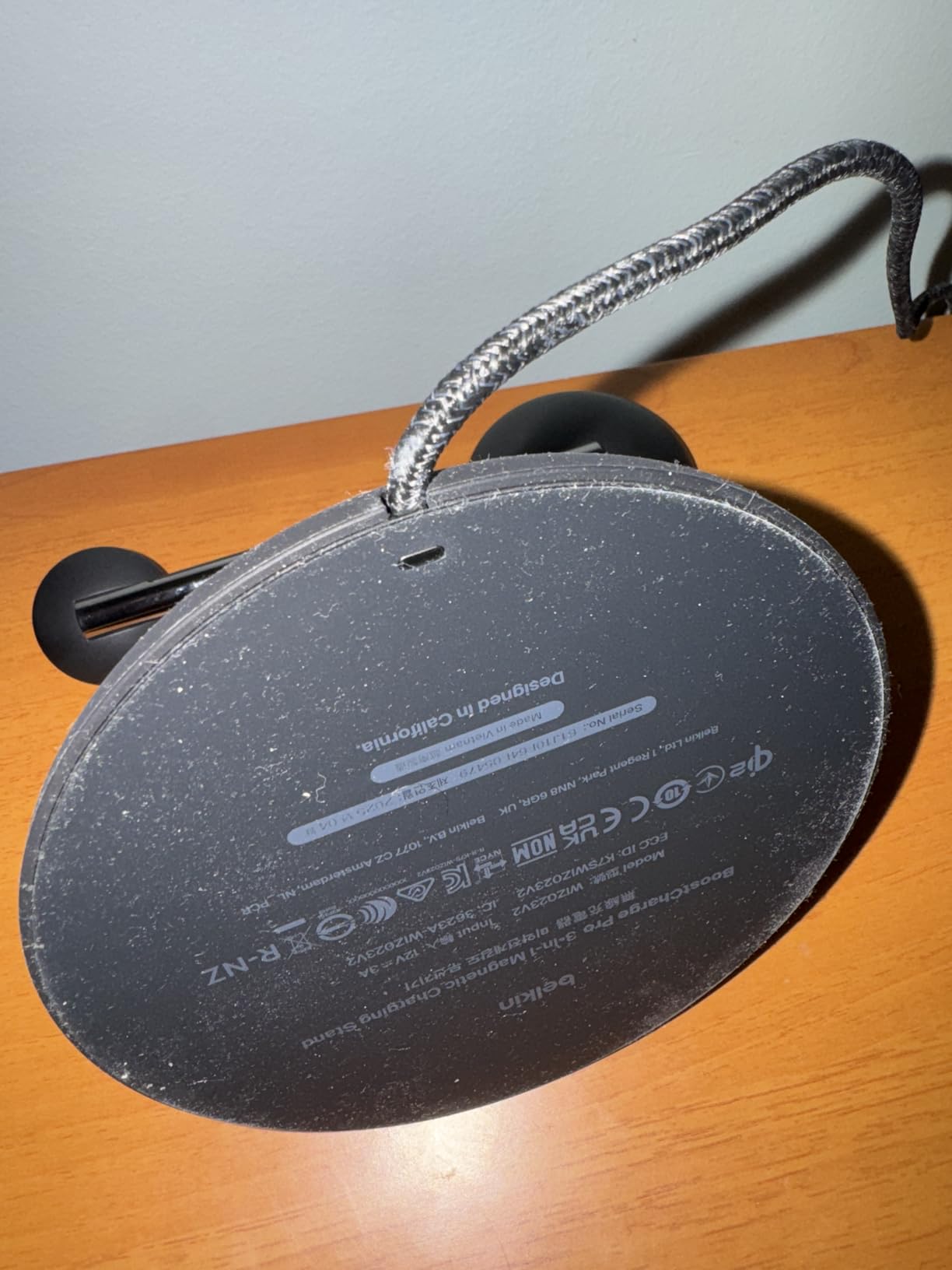 Belkin MagSafe-Compatible Charger, 3-in-1 Wireless Charging Station, Qi2-Certified 15W Wireless Charge for Apple iPhone 17 Series, Apple Watch, AirPods w/Non-Slip Base, 40W Included - Black - Customer Photo 1