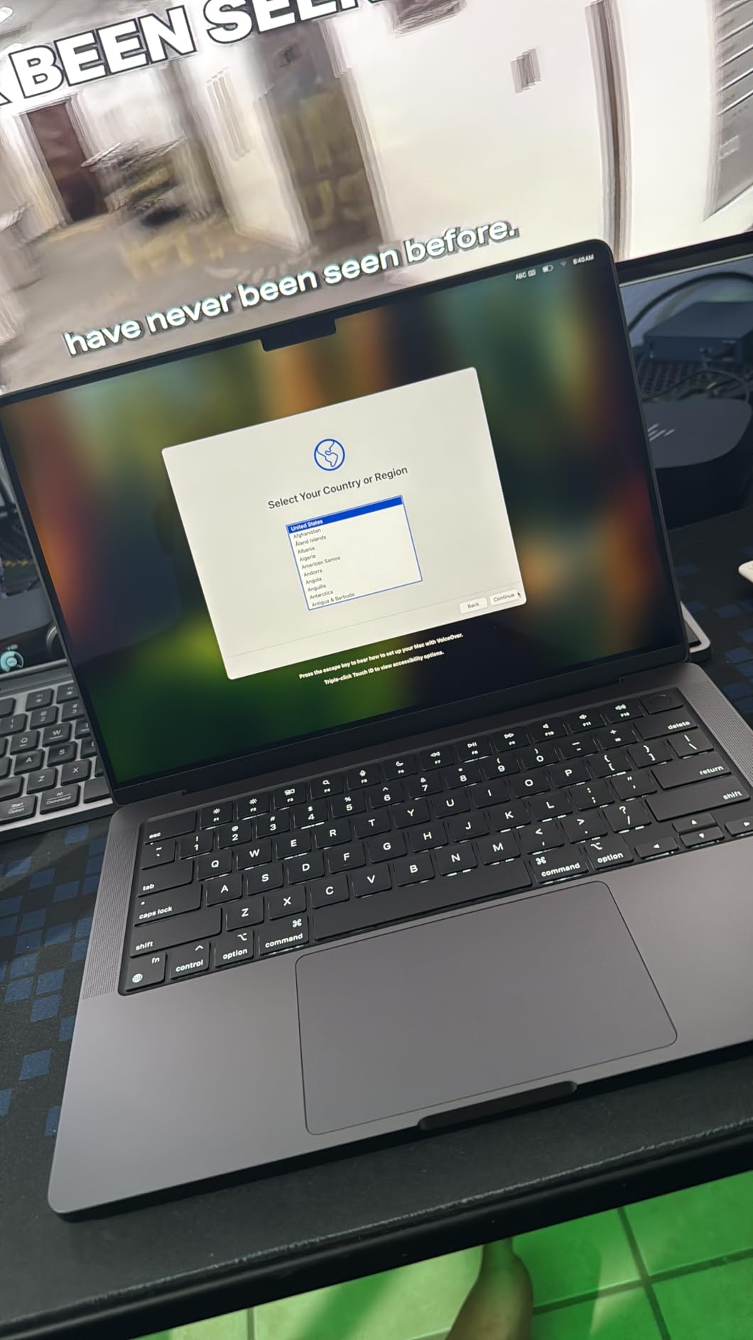 Apple 2024 MacBook Pro Laptop with M4 chip with 10‑core CPU and 10‑core GPU: Built for Apple Intelligence, 14.2-inch Liquid Retina XDR Display, 16GB Unified Memory, 512GB SSD Storage; Space Black - Customer Photo 1