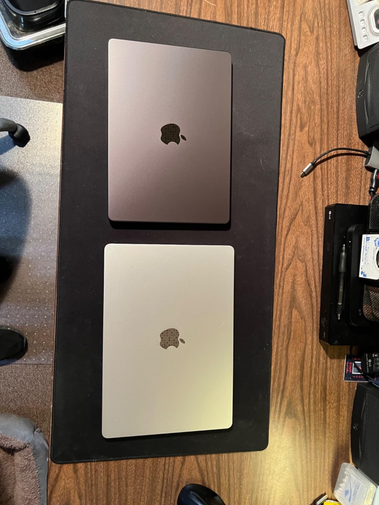 Apple 2024 MacBook Pro Laptop with M4 chip with 10-core CPU and 10-core GPU: Built for Apple Intelligence, 14.2-inch Liquid Retina XDR Display, 16GB Unified Memory, 512GB SSD Storage; Silver - Customer Photo 4