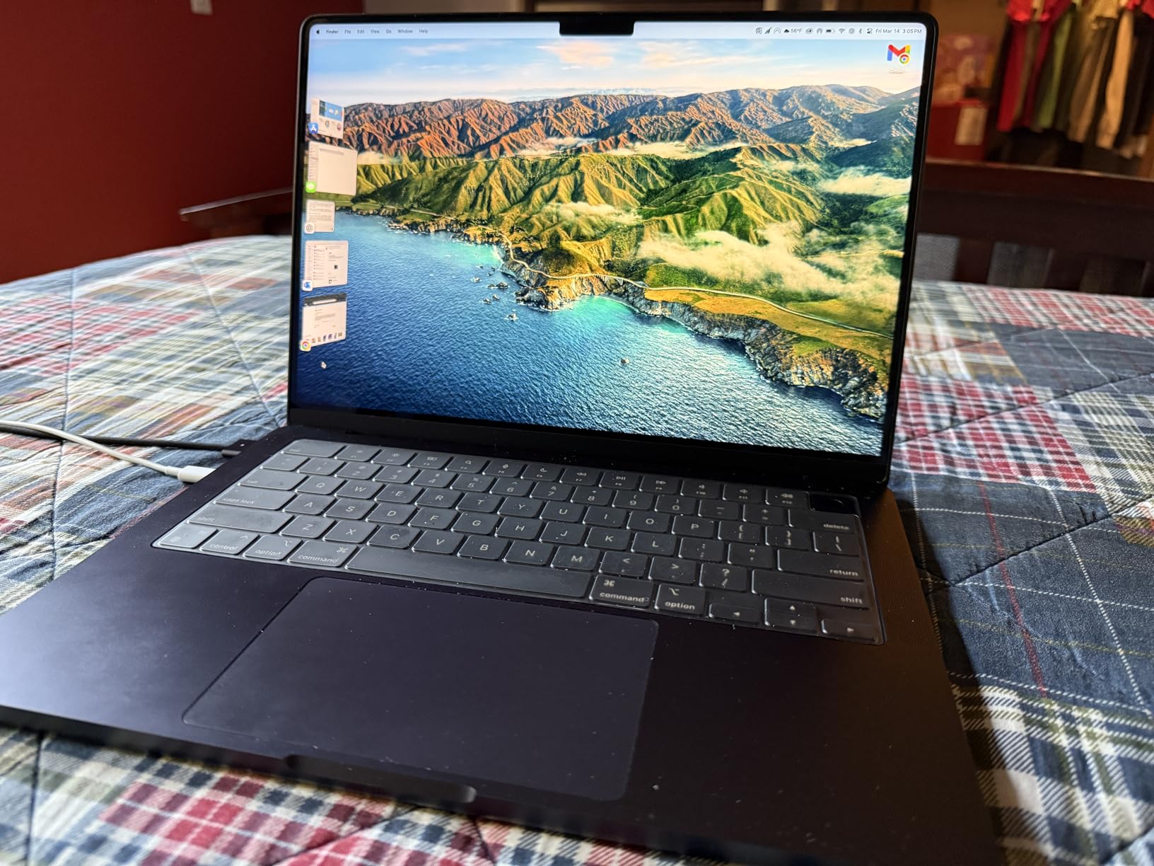 Apple 2024 MacBook Pro Laptop with M4 Pro, 12-core CPU, 16-core GPU: Built for Apple Intelligence, 14.2-inch Liquid Retina XDR Display, 24GB Unified Memory, 512GB SSD Storage; Space Black - Customer Photo 5