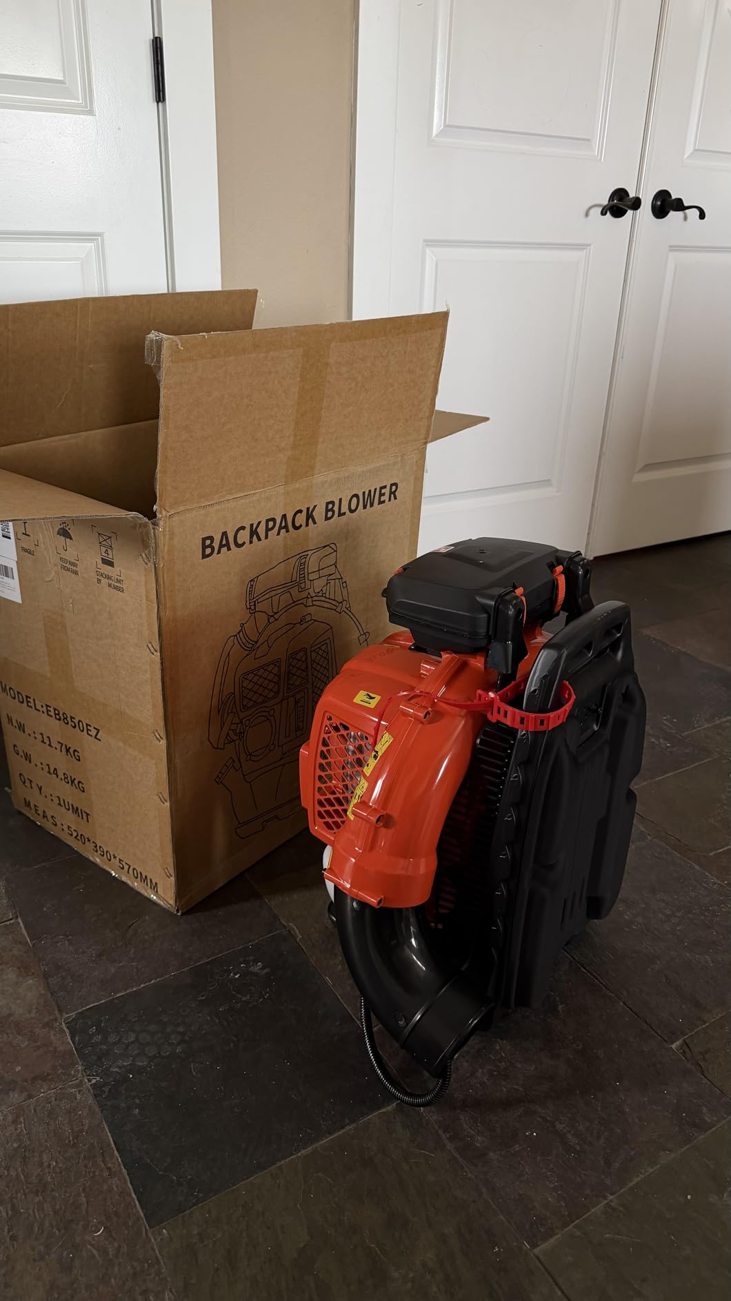 80cc Gas Backpack Leaf Blower, 900CFM 206MPH 2-Stroke Engine, Heavy-Duty Leaf & Snow Blower for Lawn, Garden & Commercial Use (853 EZ) - Customer Photo 1