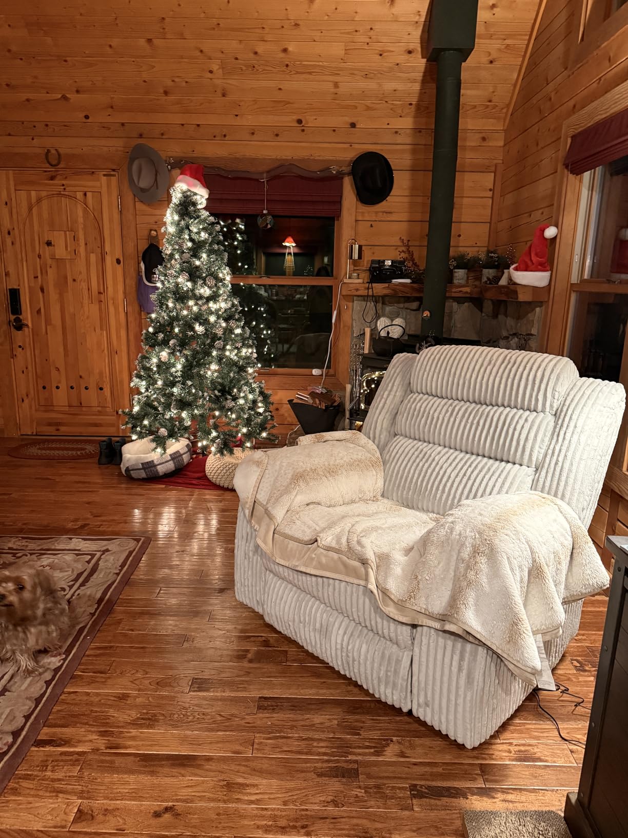 Power Swivel Rocker Recliner Chair for Adults with Massage and Heat, USB and Type-C Charging Port, Infinite Position, Electric Glider Rocking Chairs for Living Room, Nursery, Pale Grey - Customer Photo 2