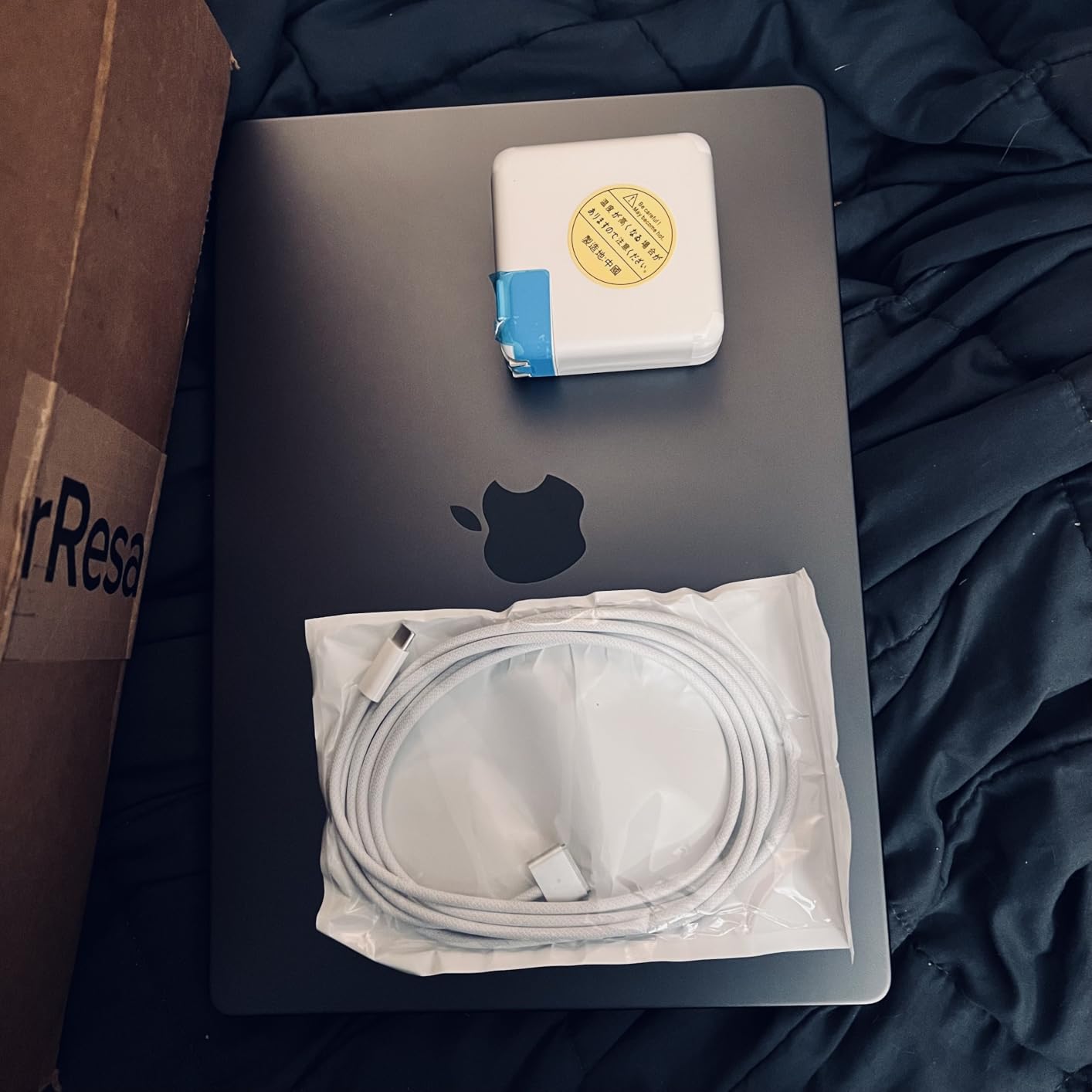 Apple 2024 MacBook Pro with Apple M4 Chip (14-inch, 16GB RAM, 512GB SSD Storage) Space Black (Renewed) customer photo 1