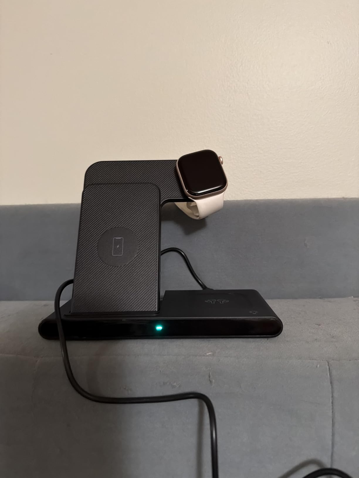 RYND 2026 Travel Portable Wireless Fast Charger for Apple & Android Charging Station,3 in 1 Charging for iPhone17 16 15 14 13 12,Apple Watch Series & Air pods 4 3 2 Pro,Samsung Galaxy - Customer Photo 2