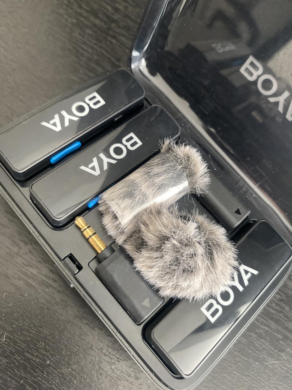 BOYA BOYALINK 2 Wireless Lavalier Microphone for iPhone/Camera/Android/PC, 3-in-1 RX, Mini Lapel Mic, 48kHz 24bit, 1000ft, 30h Use, 2 Level Noise reduction, Clip on Mic with USB-C/Lightning/3.5mm Plug - Customer Photo 1