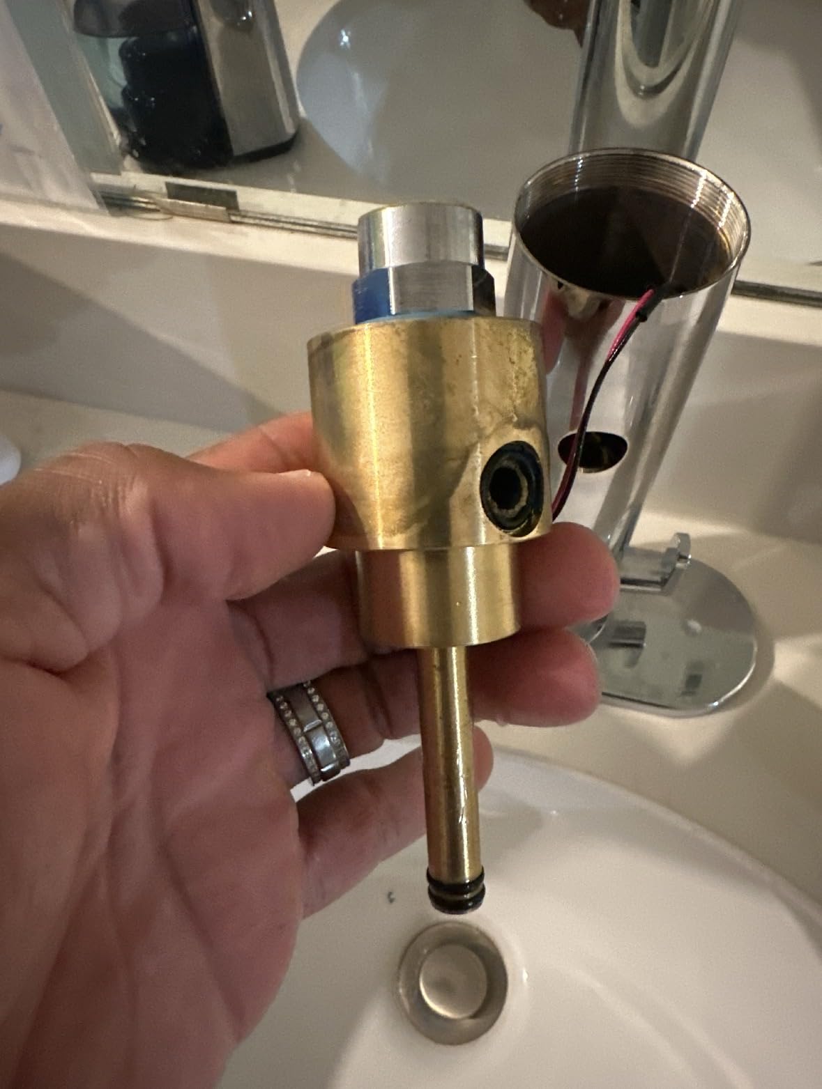 Achelous Automatic Touchless Bathroom Sink Faucet with Deck Plate,Hands Free Infrared Sensor Basin Faucet with Temperature Control, Battery Powered Sensor Bathroom Tap,Chrome - Customer Photo 1