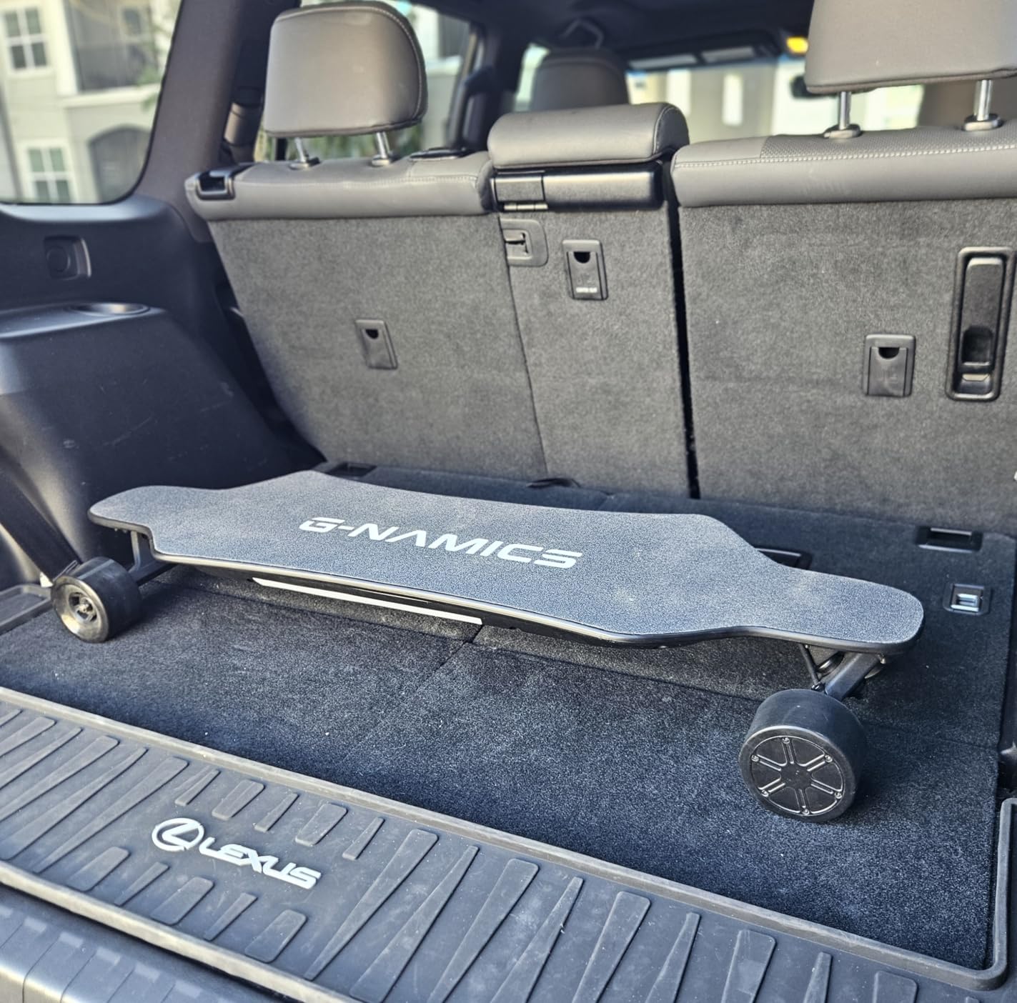 G-NAMICS Electric Skateboard - 900W Dual Hub Motor, 26 MPH Top Speed, 22 Mile Range, 7500mAh Fast Charge Battery, 4 Ride Modes, Remote Control Customer Review G-NAMICS Electric Skateboard - 900W Dual Hub Motor, 26 MPH Top Speed, 22 Mile Range, 7500mAh Fast Charge Battery, 4 Ride Modes, Remote Control - Customer Photo 2