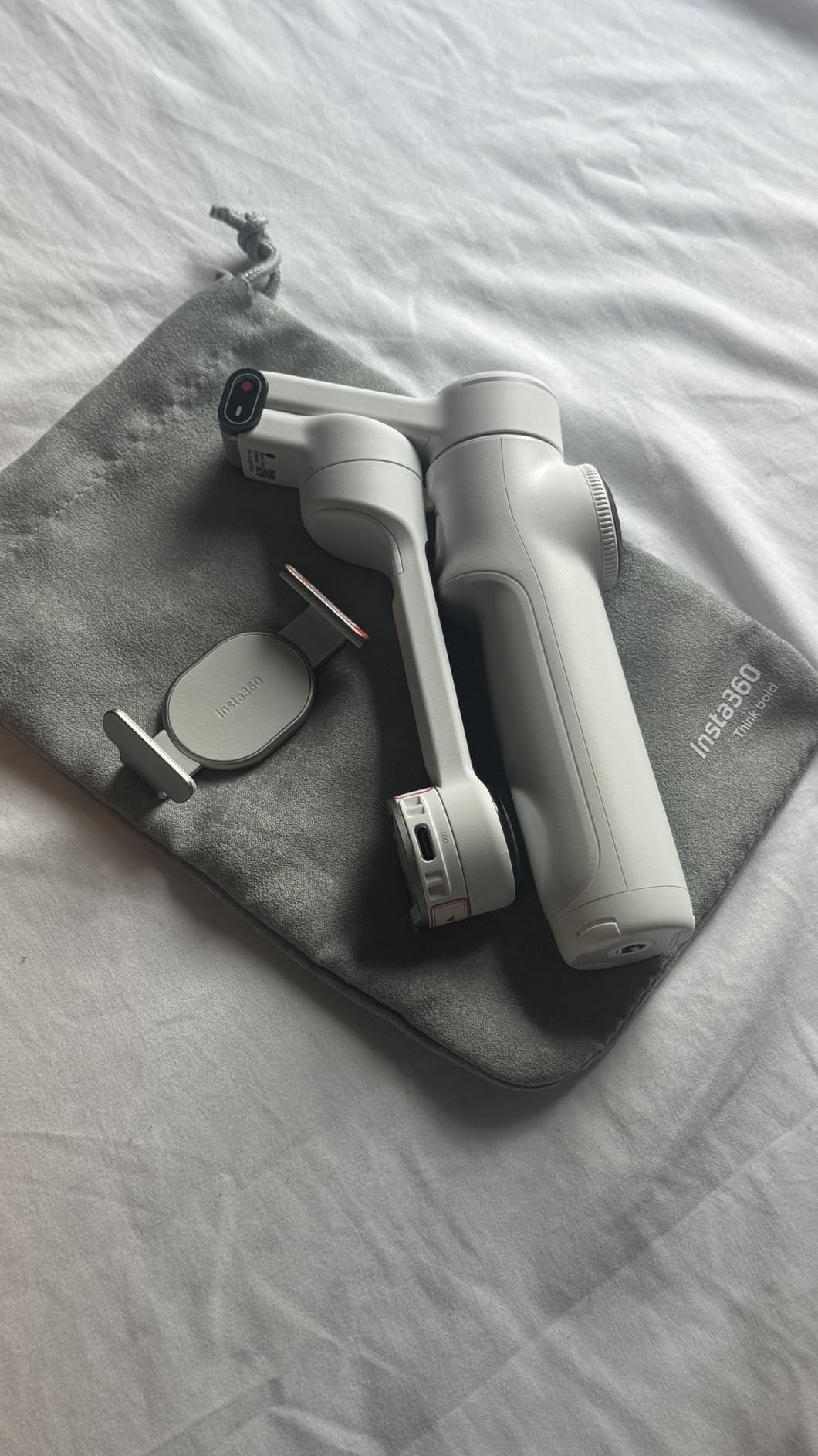 Insta360 Flow 2 Pro Grey - Foldable AI Phone Gimbal, Track in 200+ Apps with Apple DockKit, Multi-Person Tracking, 360º Pan Tracking, Built-in Tripod/Selfie Stick, iPhone/Android Portable Stabilizer - Customer Photo 2