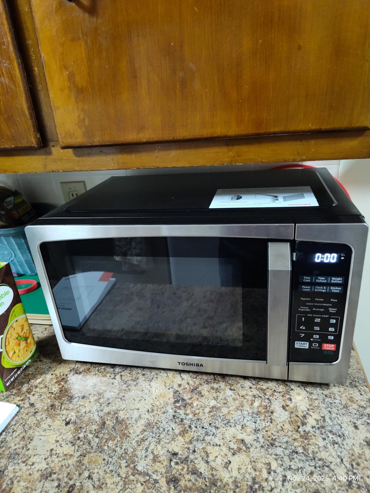 TOSHIBA ML-EM09PA(BS) Small Microwave Oven with 6 Auto Menus, Mute Function & Child Lock, LED Lighting, Perfect for Apartment, 0.9 Cu Ft, 10.6 Inch Removable Turntable, 900W, Black Stainless Steel - Customer Photo 1