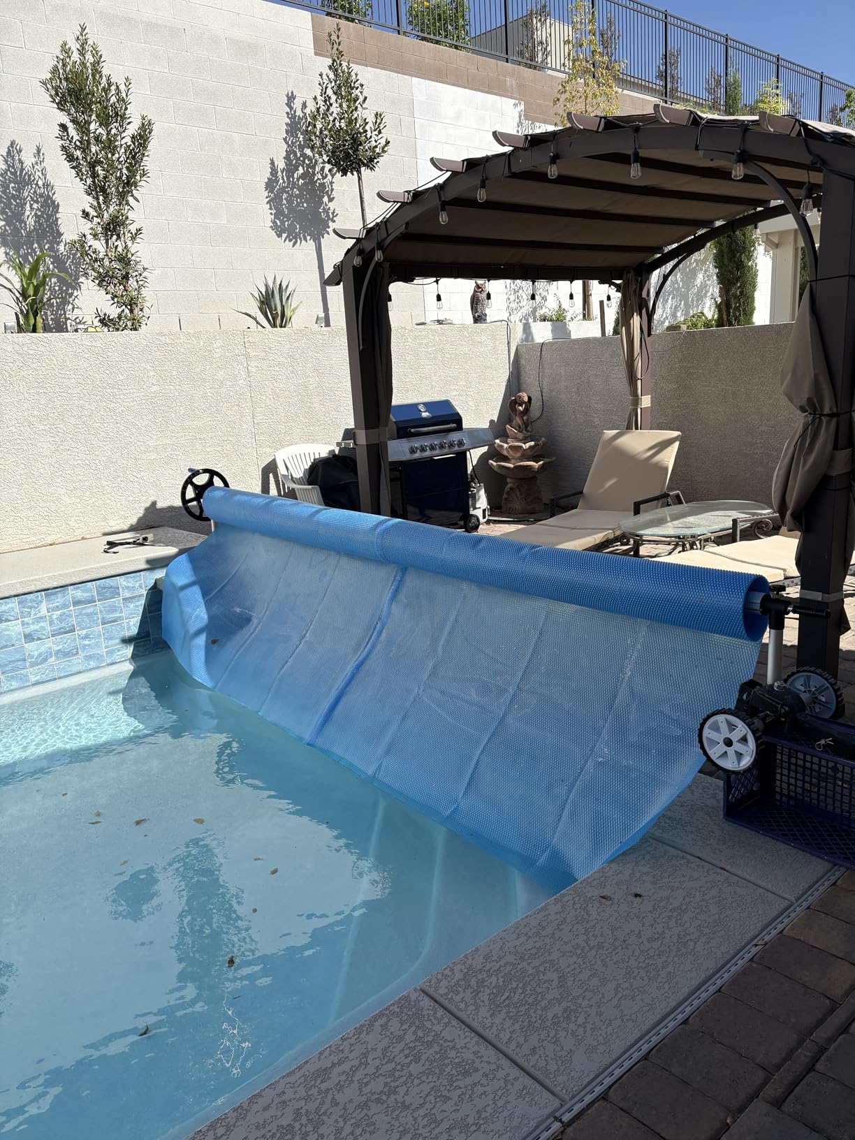 Abimars 16 Mil Solar Pool Cover with UPF 50+ UV Protection, 12' x 24' Rectangle Pool Solar Blanket for Inground & Above Ground Pools, 1600 Series, Heat/Chemical Resistant Cover, Blue - Customer Photo 1