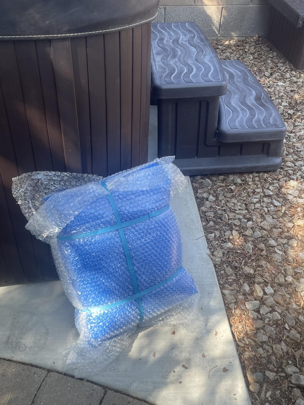 Abimars 16 Mil Solar Pool Cover with UPF 50+ UV Protection, 12' x 24' Rectangle Pool Solar Blanket for Inground & Above Ground Pools, 1600 Series, Heat/Chemical Resistant Cover, Blue - Customer Photo 5