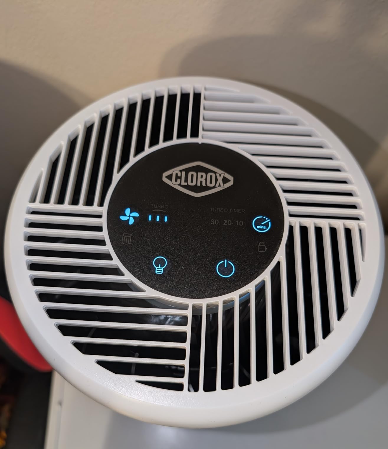 Clorox Turbo Air Purifiers for Home, True HEPA Filter, Quickly Cleans Medium Rooms Up to 1,000 Sq Ft, Reduces 99.9% of Mold, Viruses, Wildfire Smoke, Allergens, Pet Allergies, Dust, Whisper Quiet - Customer Photo 2