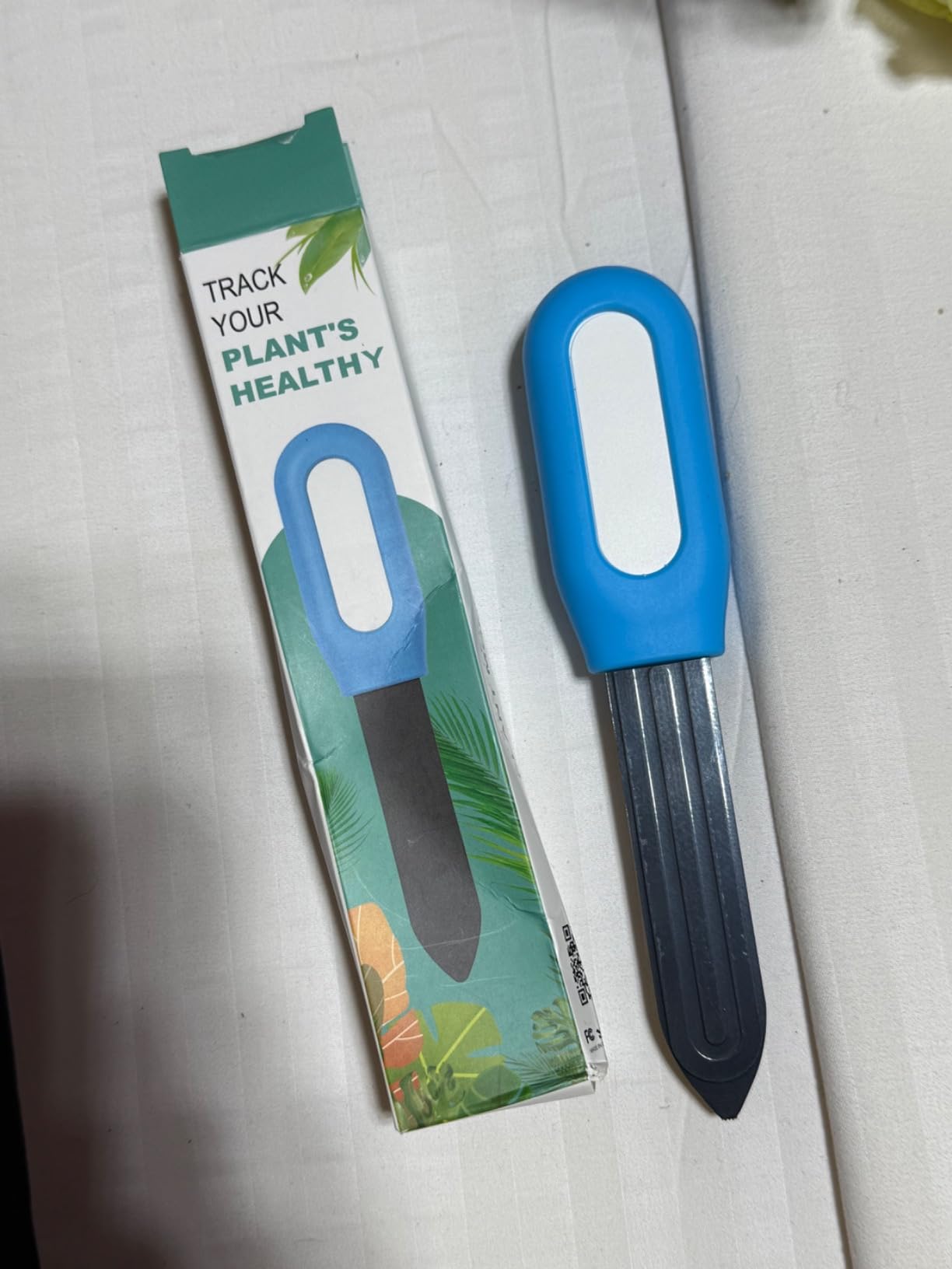 iLight Smart Plant Soil Moisture Meter + App | Bluetooth Soil Sensor + Notifications | Wireless Plant Care Remote Monitoring, Smart Garden Planting Device Indoor Outdoor Plants | Moisture System Gift - Customer Photo 1