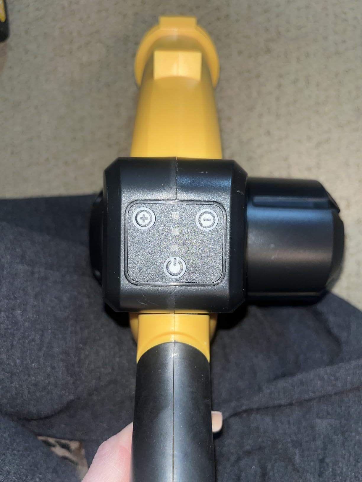 Leaf Blower Cordless with 2 x 4.0Ah Battery Operated and Fast Charger, 650CFM 280MPH Electric Leaf Blower, 3 Speed Mode, 20V Powered Handheld Blowers for Lawn Care, Blowing Leaves, Small Gravel, Green - Customer Photo 2