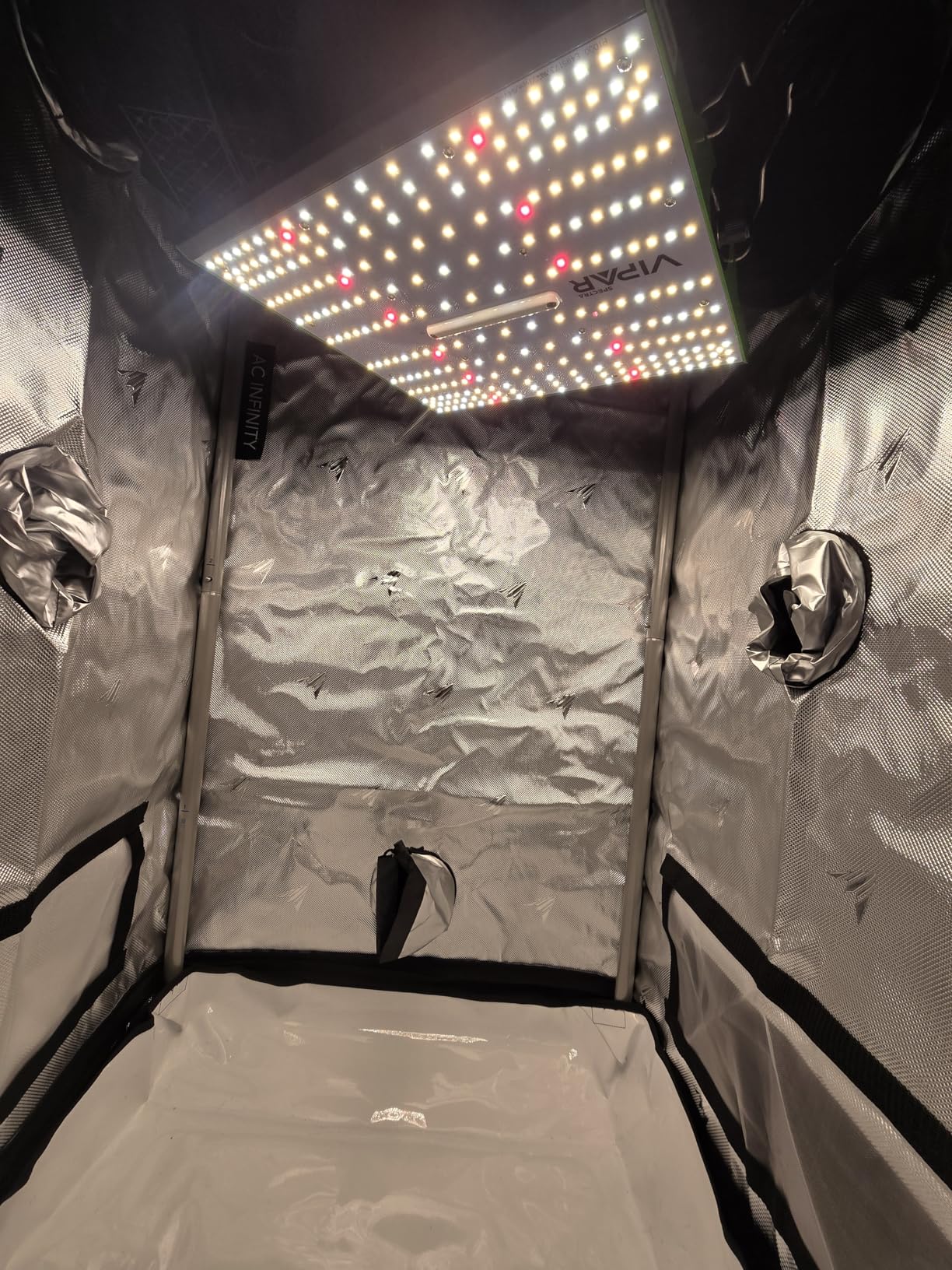 VIPARSPECTRA P700 Grow Light, 70 Watt Dimmable Full Spectrum Plant Light, LED Grow Lights for Indoor Plants Seed Starting Seedlings Vegetable, 11000 Lumens Small Hanging Growing Lamp for 2x2 Grow Tent - Customer Photo 1