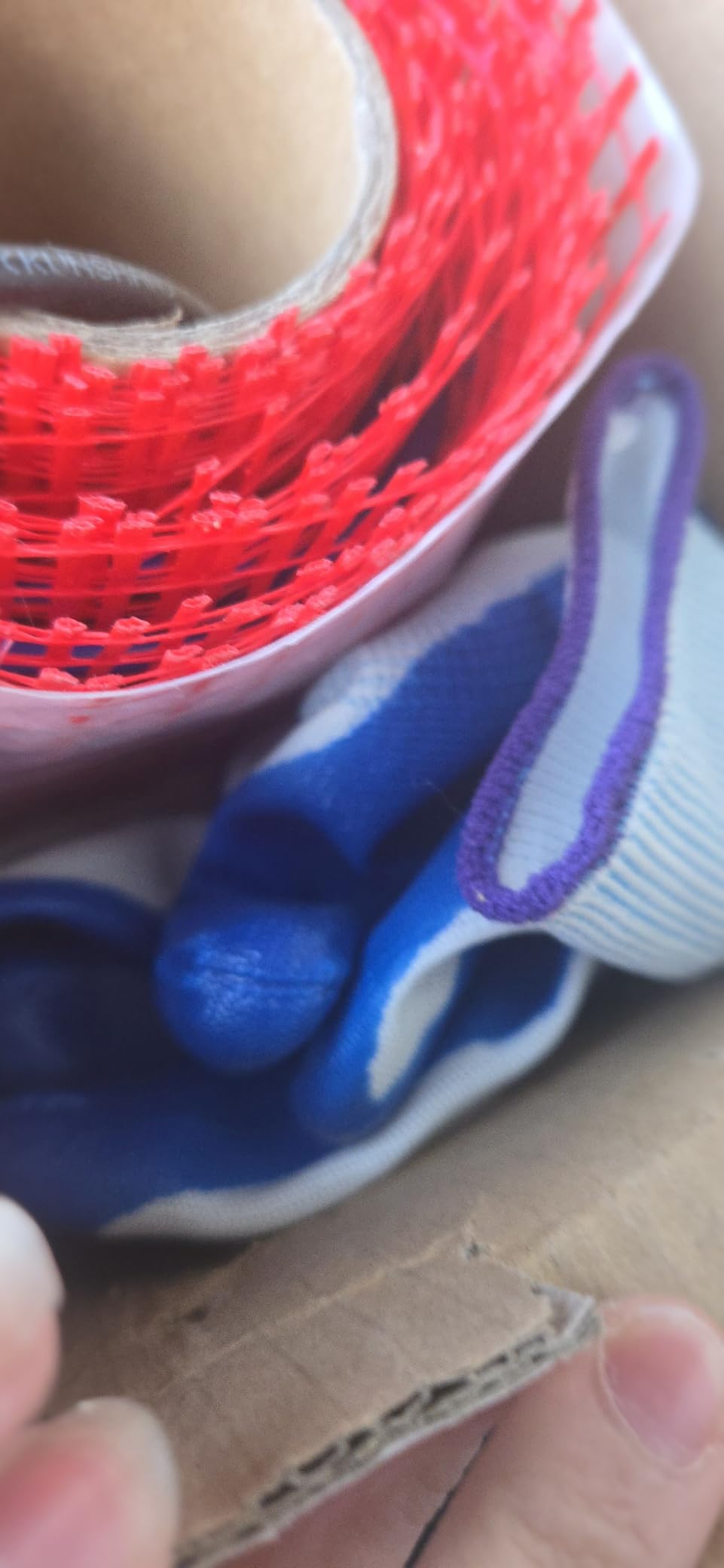 BLARALA Electric Radiant Floor Heating System, 20 Sq.ft Electric Heated Floor Mats for Bathroom, Includes Programmable Thermostat, Heat Mat, Installation Monitor, and Temperature Sensors - Customer Photo 2