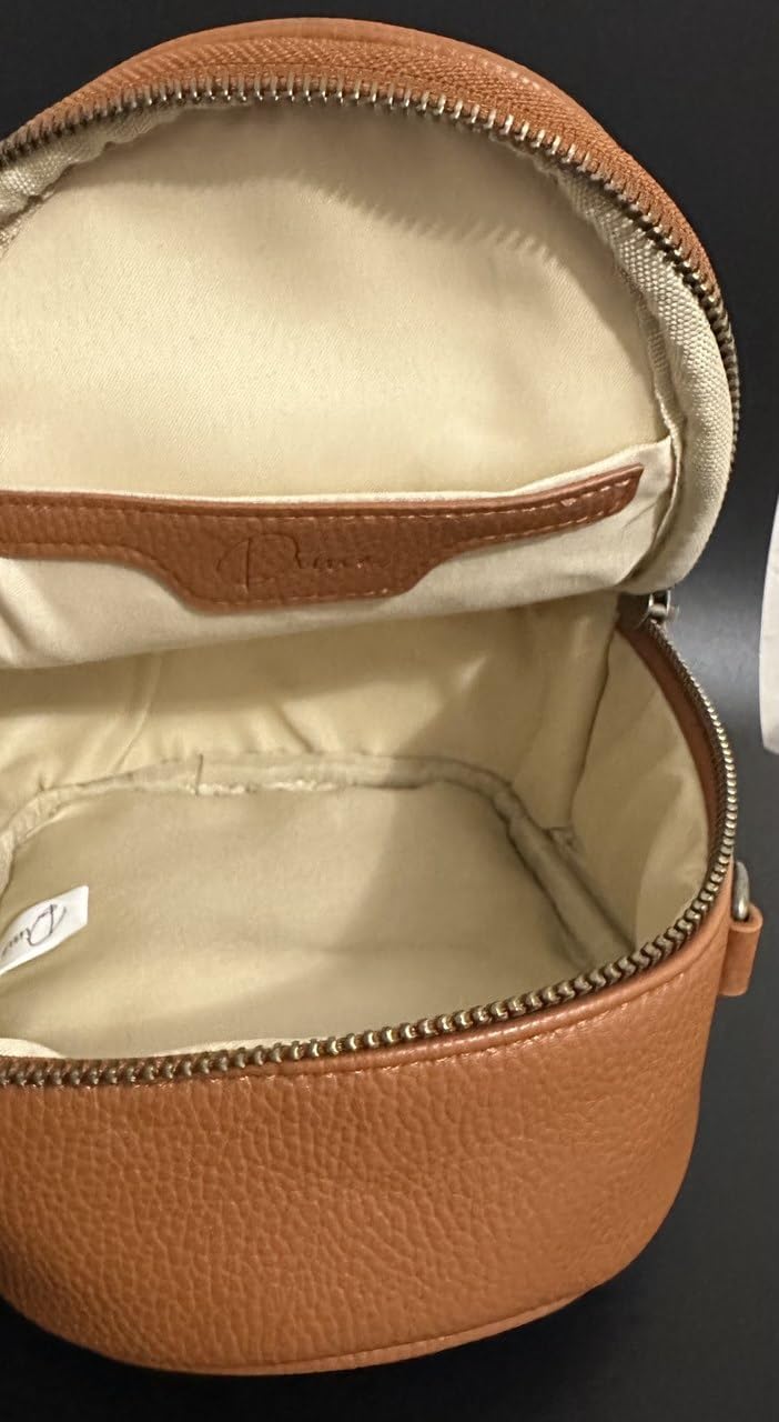 Divvia 2L Small Camera Sling Bag for Women and Men, Waterproof PU Leather Crossbody Bag for Small Mirrorless Cameras, Shockproof Travel Case（Not for Large DSLR） Brown - Customer Photo 2