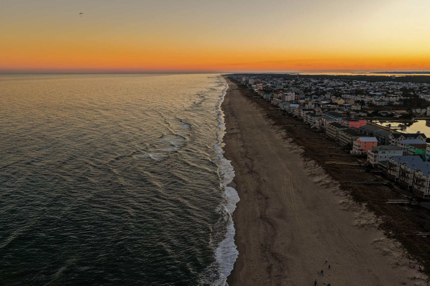 DJI Mavic 4 Pro Drone with DJI RC 2, Flagship Tri-Camera Drone with 100MP 4/3 CMOS Hasselblad Camera, for Professionals, 30km/18.6mi Video Transmission, 51-Min Max Flight Time Customer Review DJI Mavic 4 Pro Drone with DJI RC 2, Flagship Tri-Camera Drone with 100MP 4/3 CMOS Hasselblad Camera, for Professionals, 30km/18.6mi Video Transmission, 51-Min Max Flight Time - Customer Photo 4