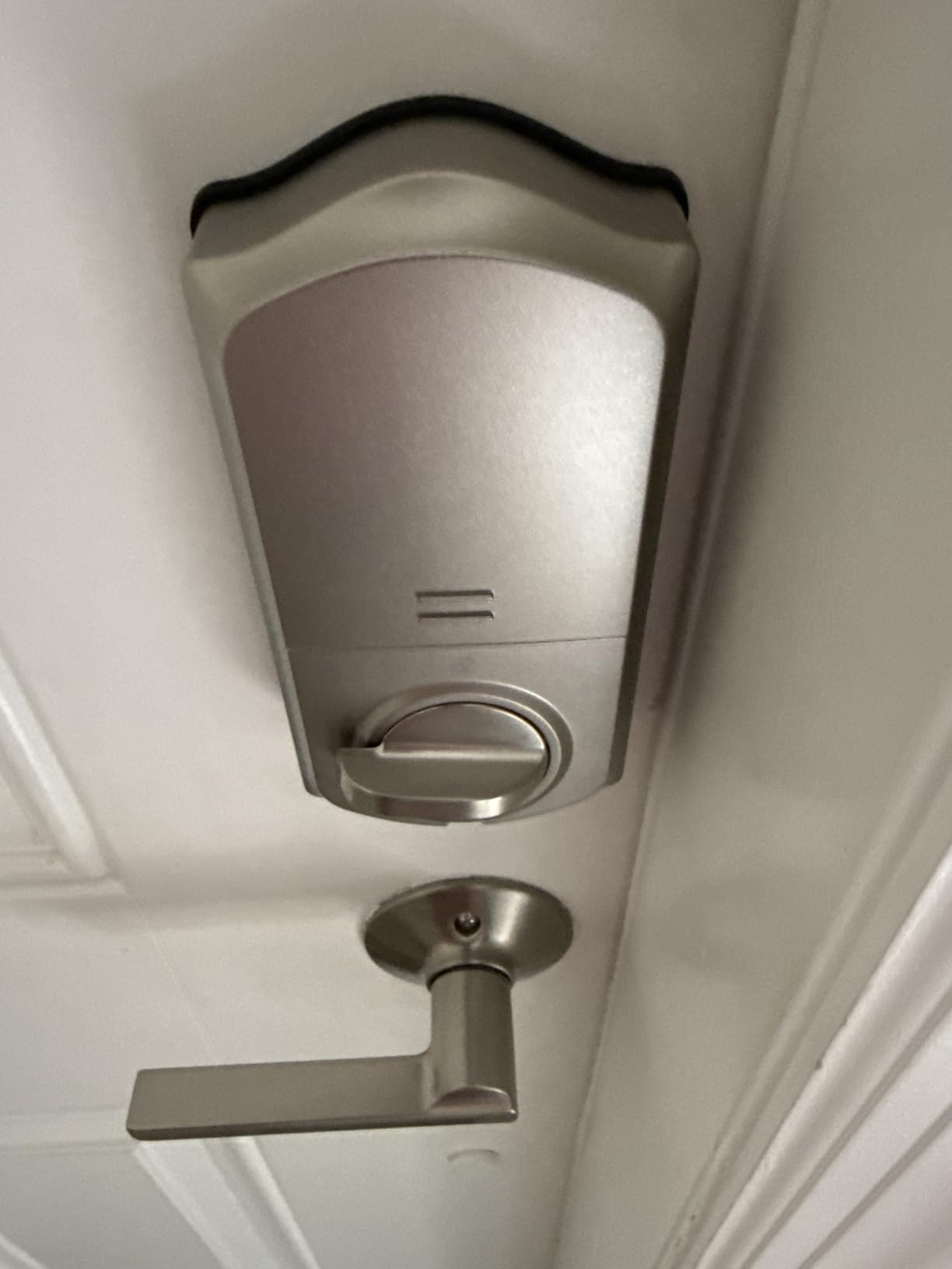 Veise VE017 Fingerprint Smart Door Lock, App Control, 8-in-1 Keyless Entry, Auto Lock, Emergency Power Port, Electronic Touchscreen Keypad, Biometric Smart Locks for Front Door, Satin Nickel - Customer Photo 1