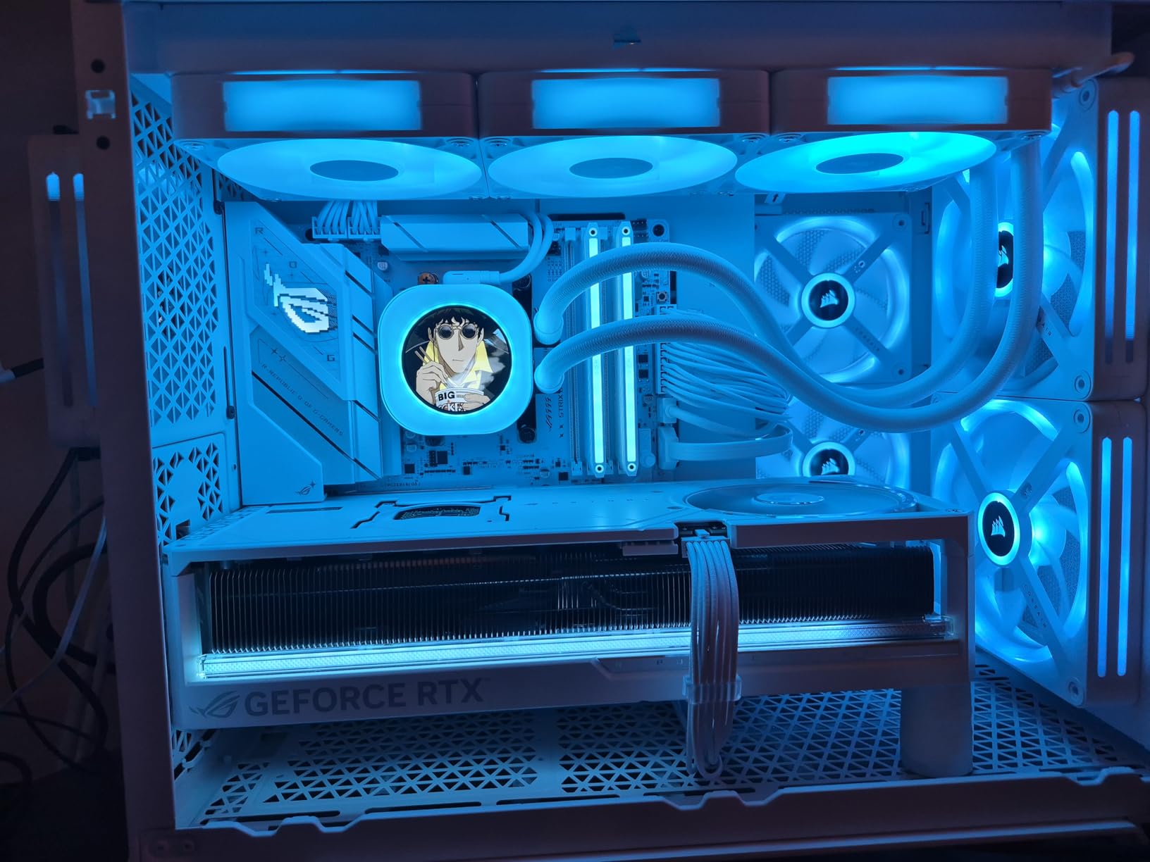 ASUS ROG Astral GeForce RTX 5090 OC Edition Gaming Graphics Card (PCIe 5.0, 32GB GDDR7, HDMI/DP 2.1, 3.8-Slot, 4-Fan Design, Axial-tech Fans, Patented Vapor Chamber, Phase-Change GPU Thermal pad) - Customer Photo 2