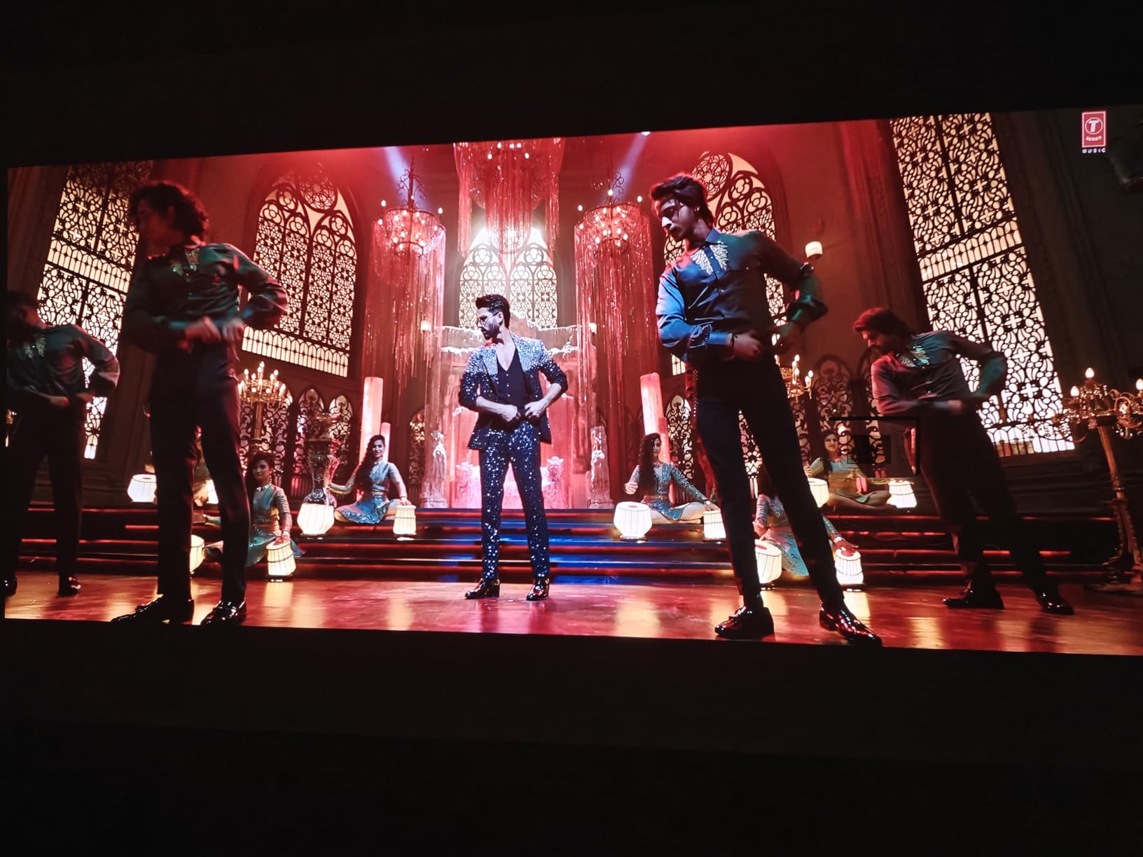 StreamMaster Plus 4K Laser Projector - 300