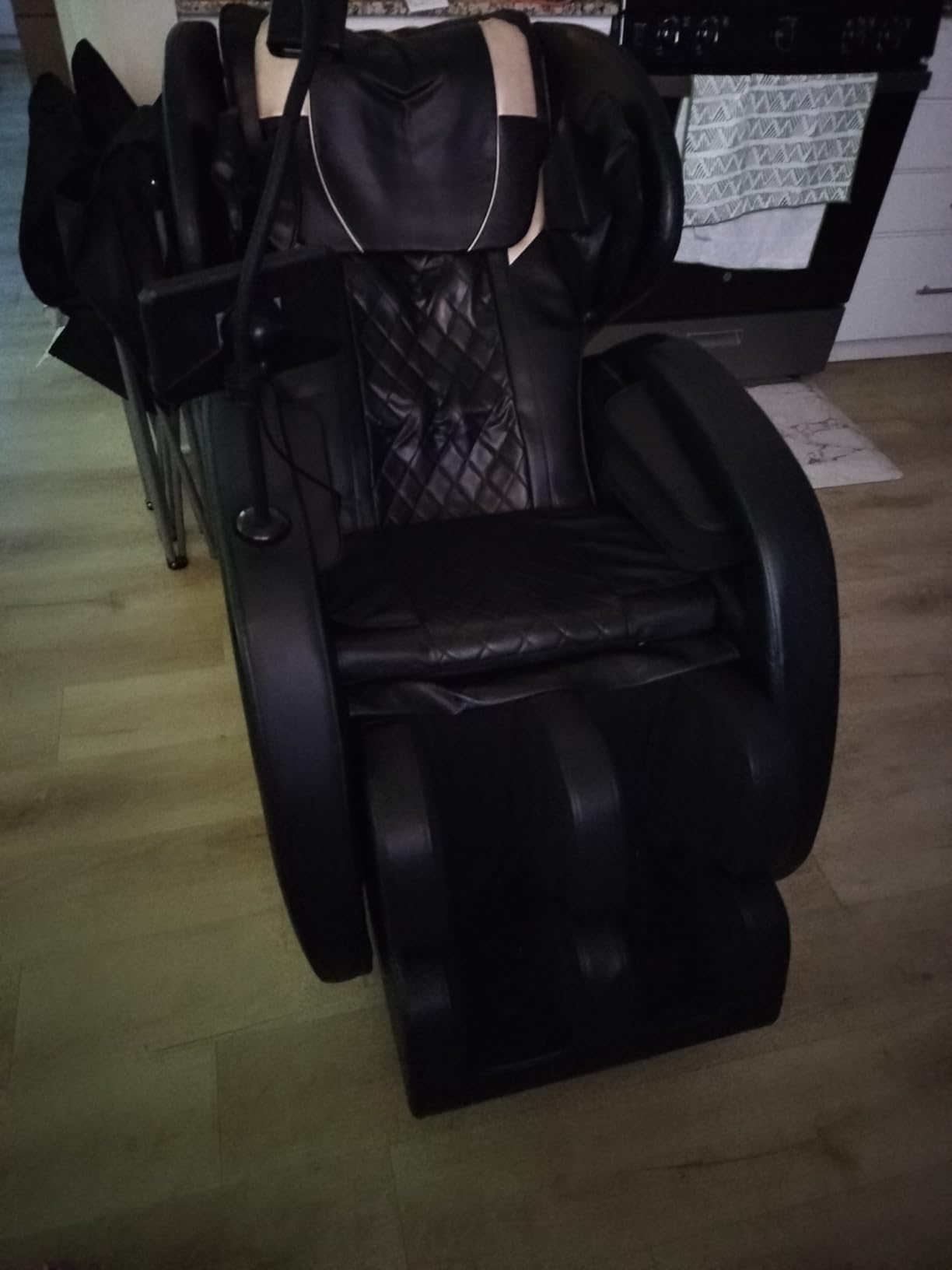 2026 Massage Chair Full Body, Zero Gravity SL-Track Shiatsu Massage Recliner Chair with Body Scan, 6 Fix Point Rollers,Airbags,Deep Yoga Stretch, Heating Function, Black - Customer Photo 1