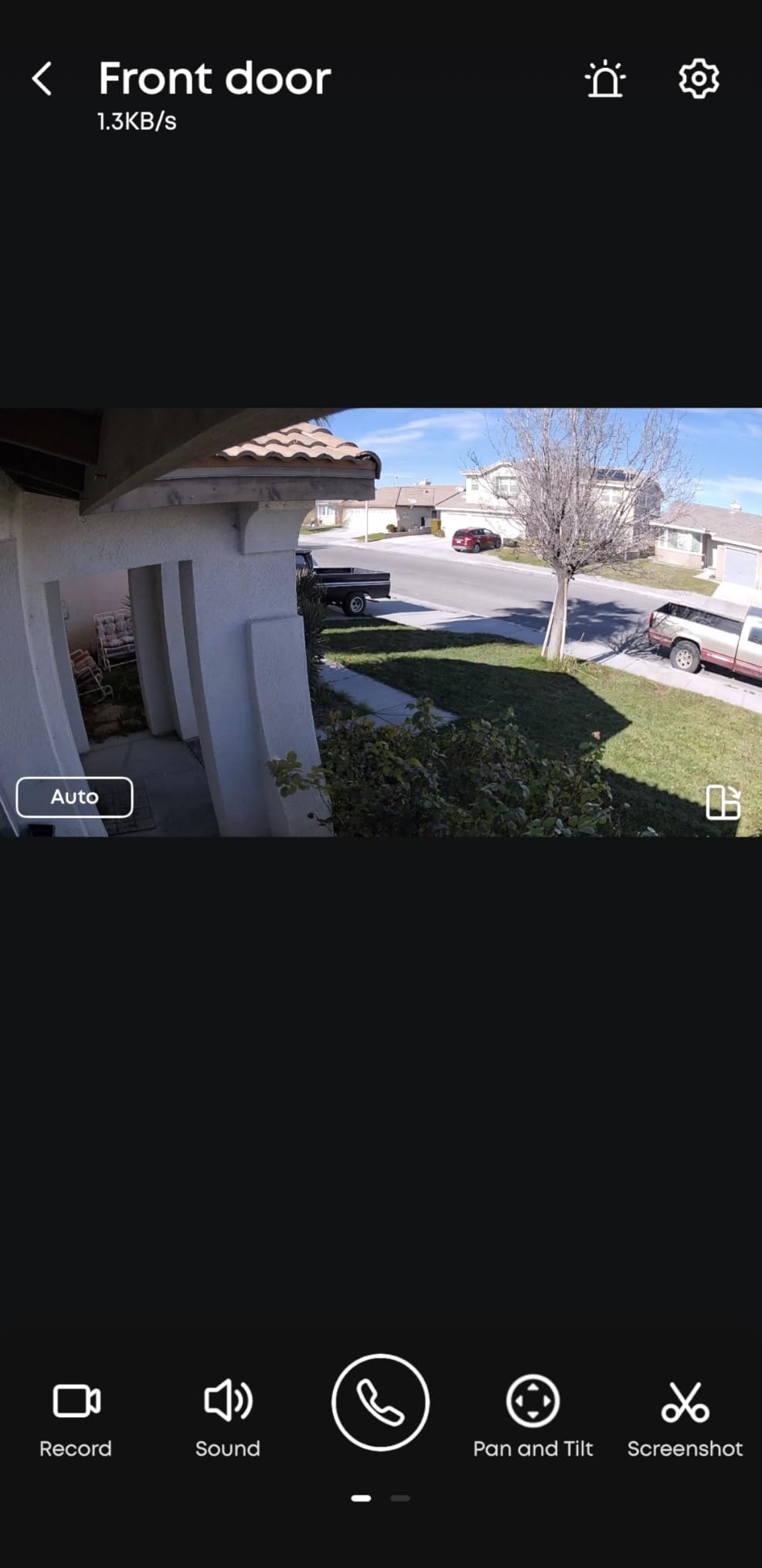 eufy Security SoloCam E30, 4-Cam Pack Kit, Security Cameras Wireless Outdoor, Solar Camera Outdoor Wireless, 360° Pan, AI Tracking, 2K Clarity, No Monthly Fee - Customer Photo 2