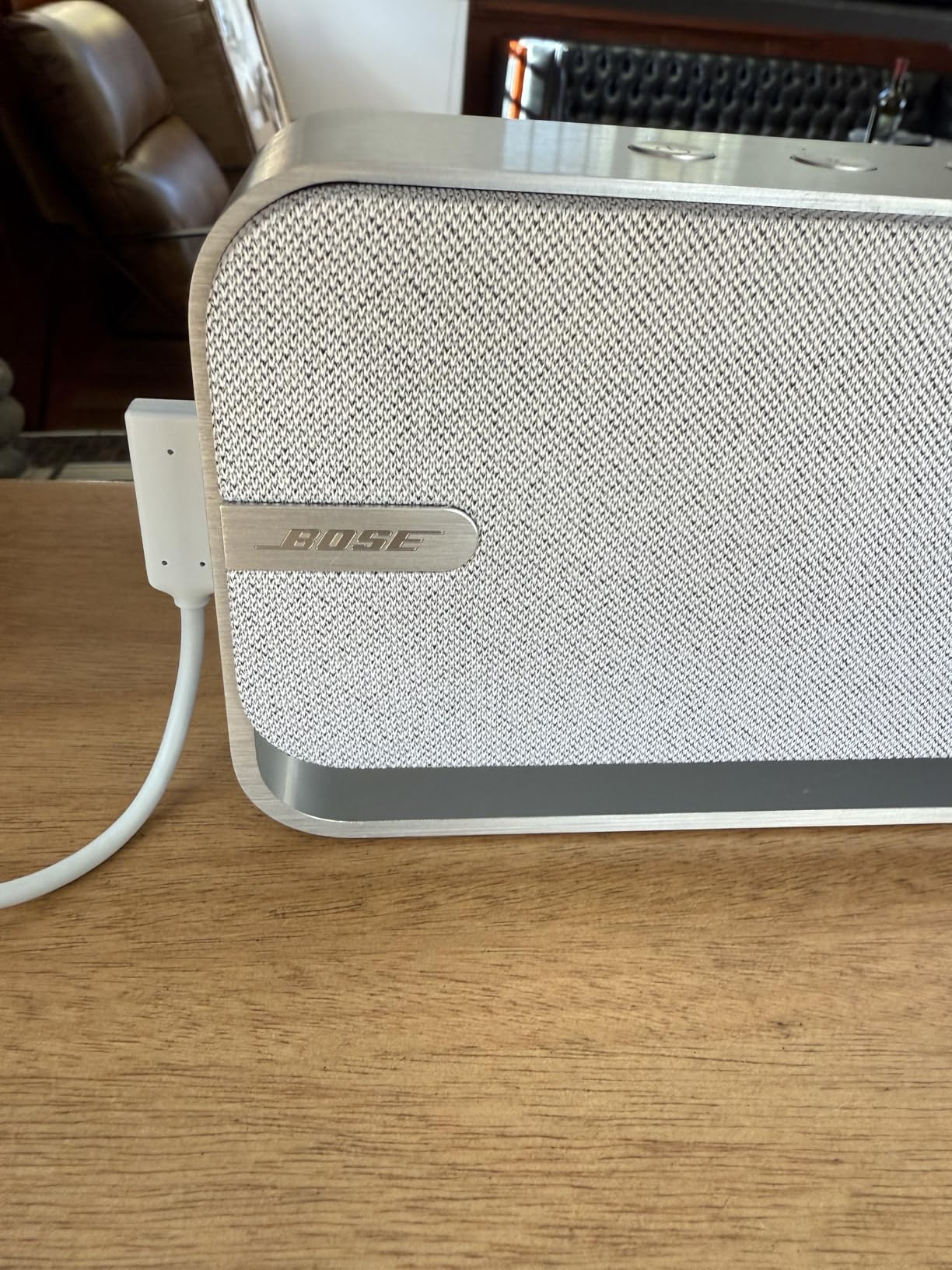 Bose SoundLink Home Speaker, Premium, Portable and Wireless Bluetooth Bookshelf Speaker, Up to 9 Hours Battery Life, Cool Grey - Customer Photo 2