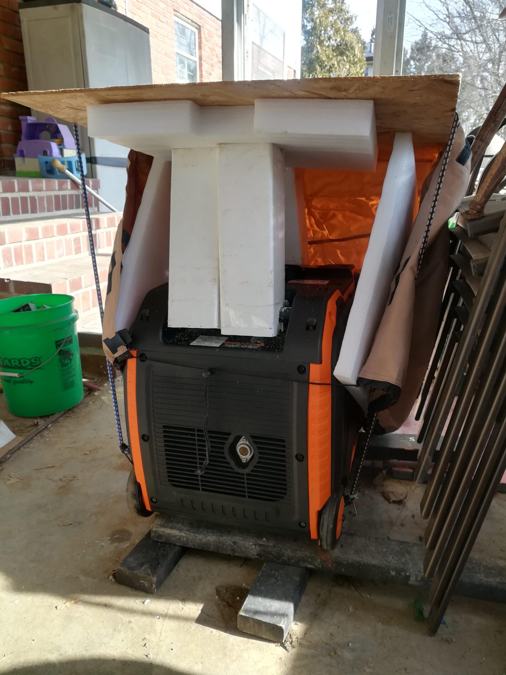 WEN Quiet 6800-Watt Dual Fuel RV-Ready Electric Start Portable Inverter Generator with Fuel Shut Off and CO Watchdog for Electric Vehicle Backup (DF680iX) Customer Review WEN Quiet 6800-Watt Dual Fuel RV-Ready Electric Start Portable Inverter Generator with Fuel Shut Off and CO Watchdog for Electric Vehicle Backup (DF680iX) - Customer Photo 2