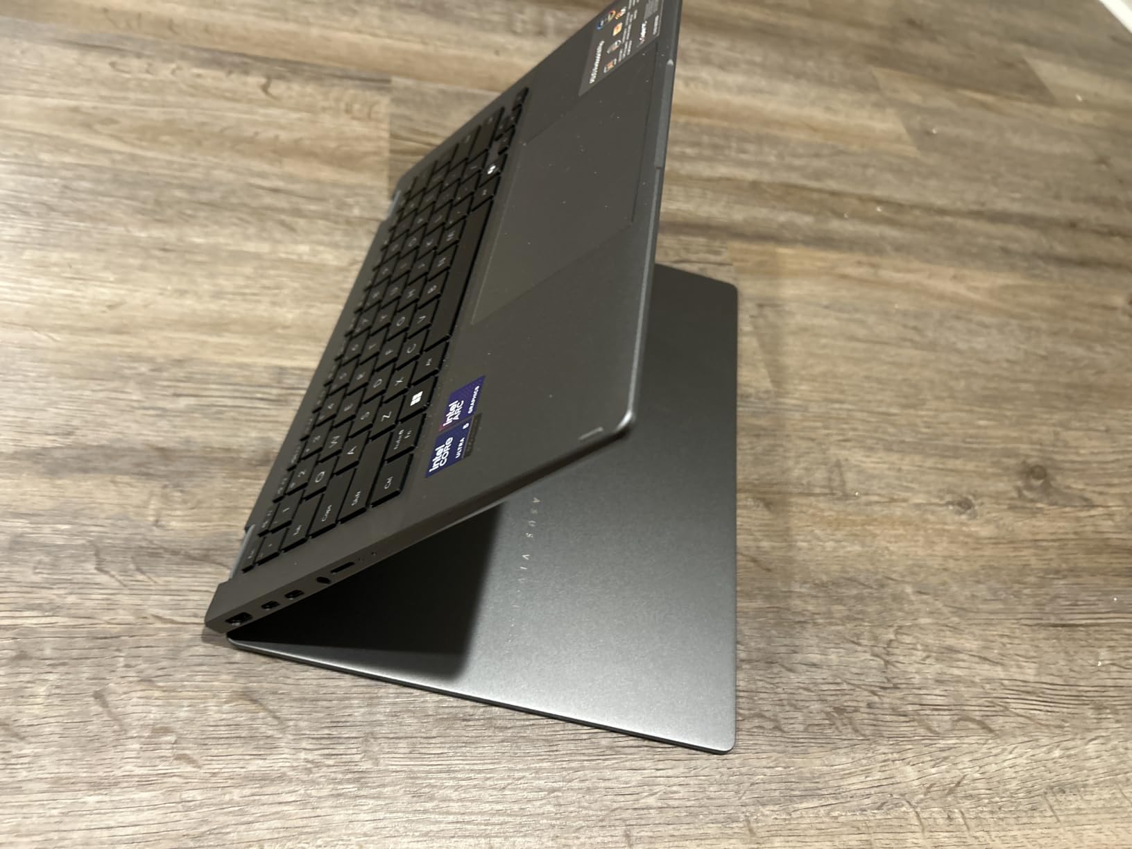 ASUS Vivobook 16 Flip Laptop, Copilot+ PC, 16