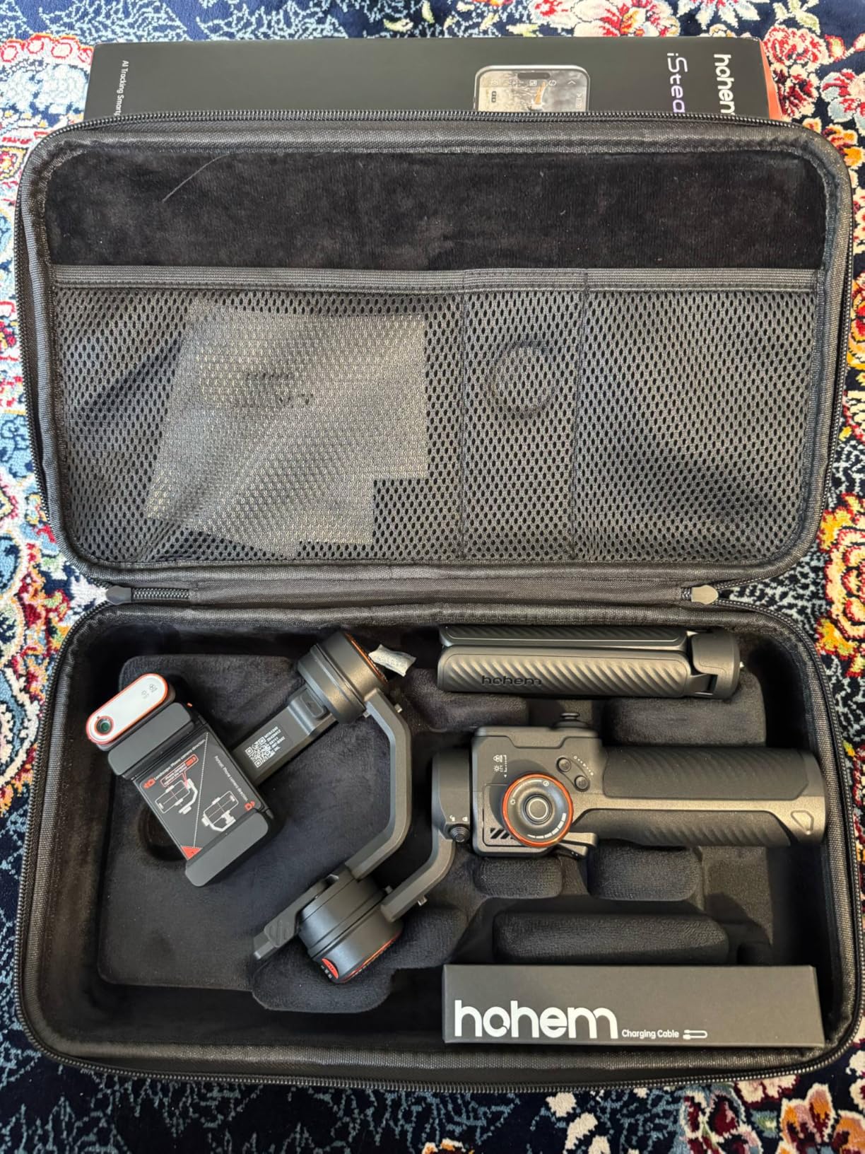 hohem iSteady M7 Gimbal Stabilizer for iPhone, 3-Axis Smartphone Gimbal with Magnetic AI Tracker Fill Light, Detachable Touchscreen Remote Controller, Built-in Extension Rod, 500g Payload - Customer Photo 4